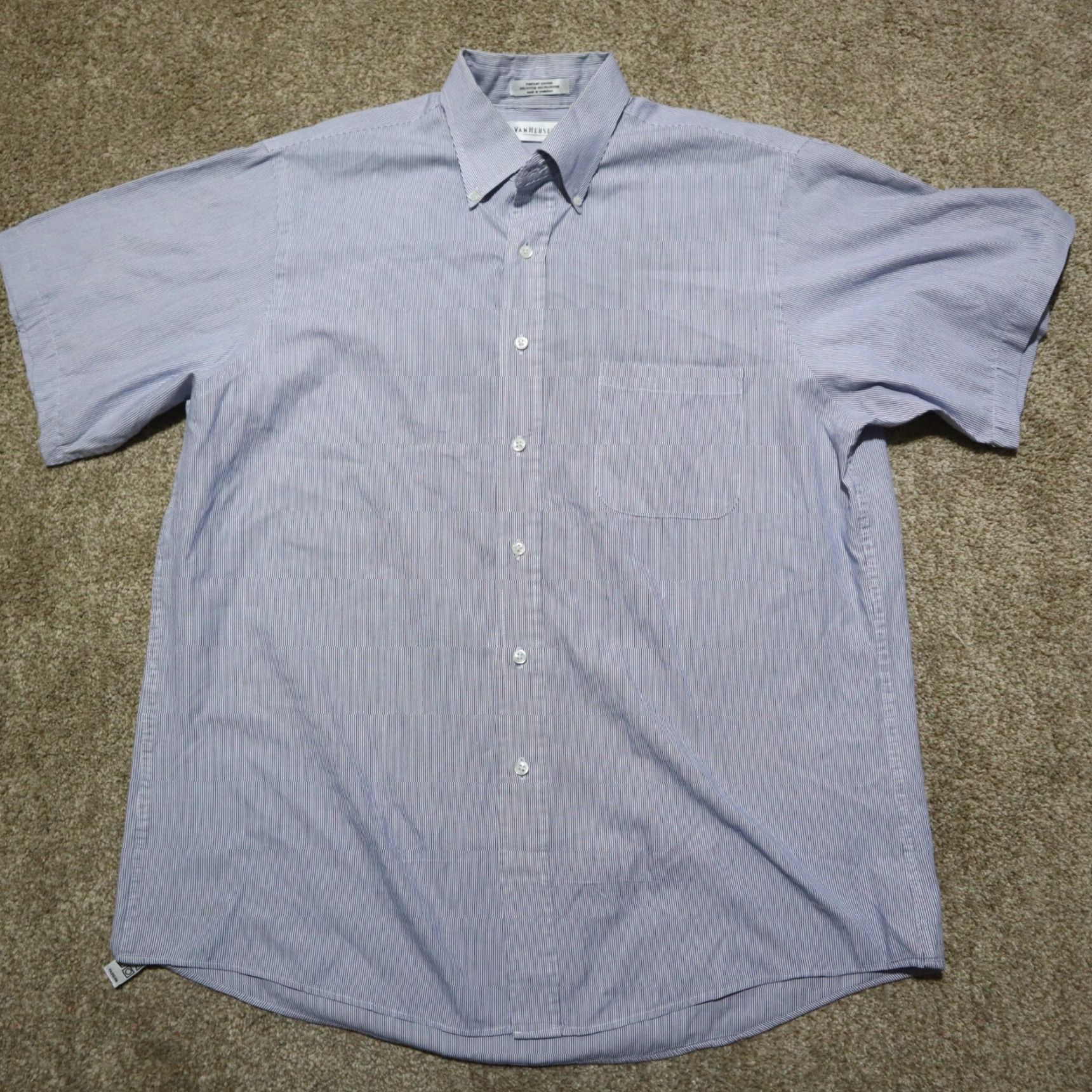 Van Heusen VINTAGE Van Heusen Shirt Short Sleeve Button-Up Adult Size 16.5 Blue Stripe Cotton Blend Easy Care Mens Size US L / EU 52-54 / 3 - 2 Thumbnail