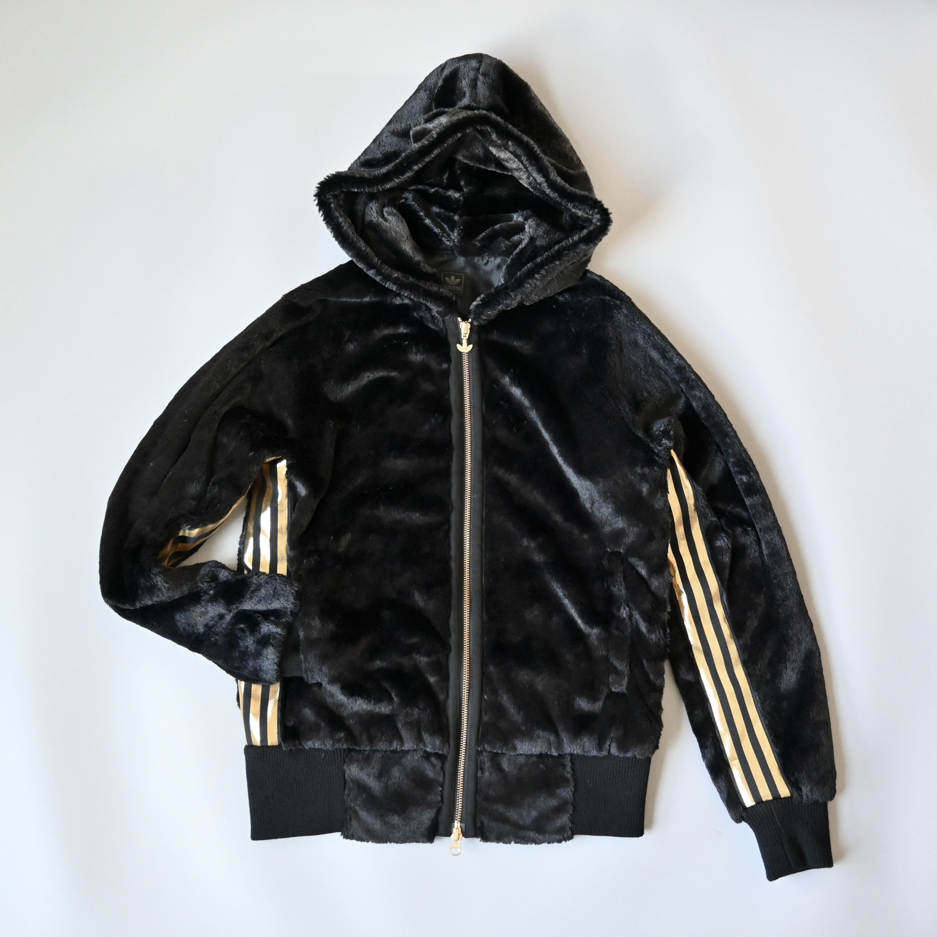 Adidas 2010s Adidas faux fur hooded jacket, gold three striped, XS Size US XS / EU 42 / 0 - 1 Thumbnail