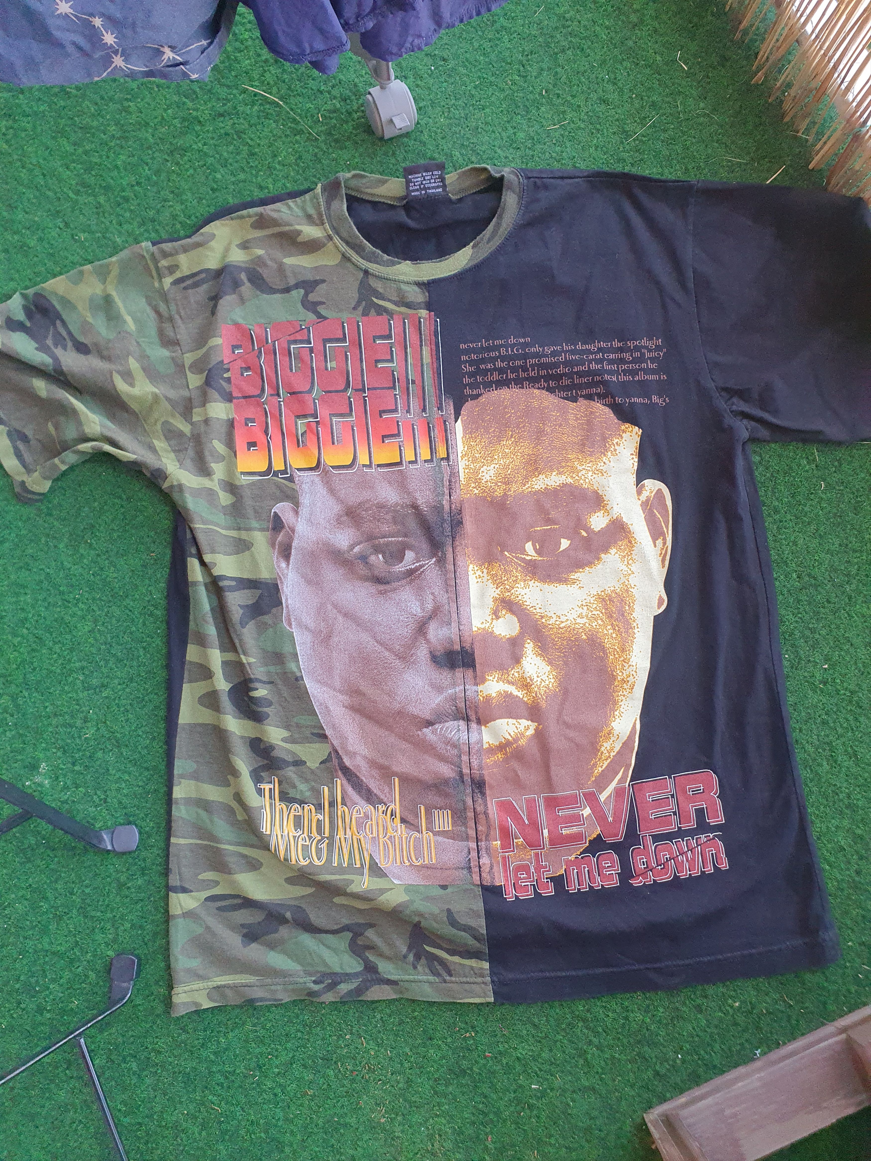 Rap Tees × Vintage Notorious BIG AOP Split Front Rap Bootleg t-shirt sz XL Size US XL / EU 56 / 4 - 5 Thumbnail