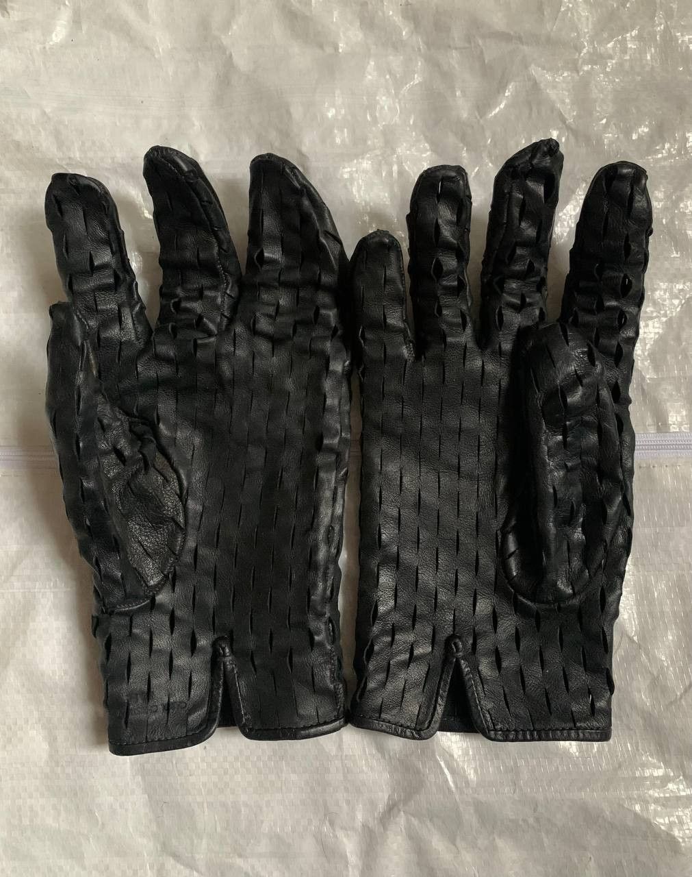 Carol Christian Poell Black Object Dyed 9 Finger Sifter Hands Gloves Size ONE SIZE - 3 Thumbnail