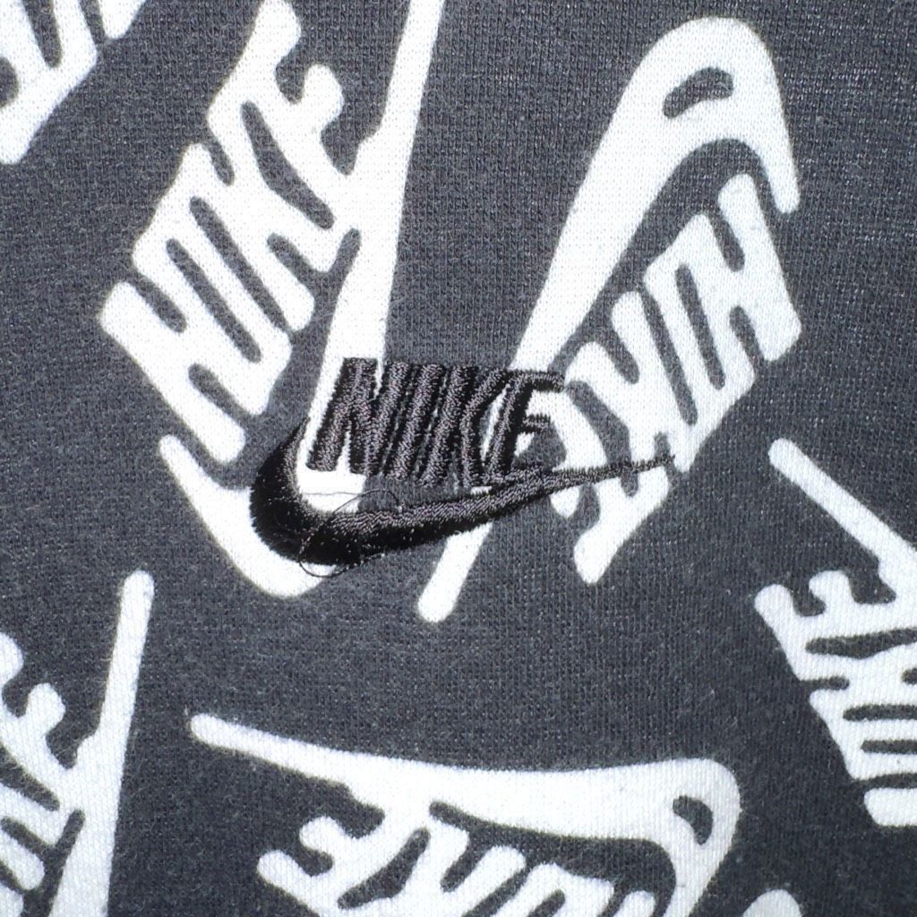 Nike Nike Black Bones Embroidered Cotton All-Over Print Pullover Hoodie Sz M Size US M / EU 48-50 / 2 - 2 Thumbnail