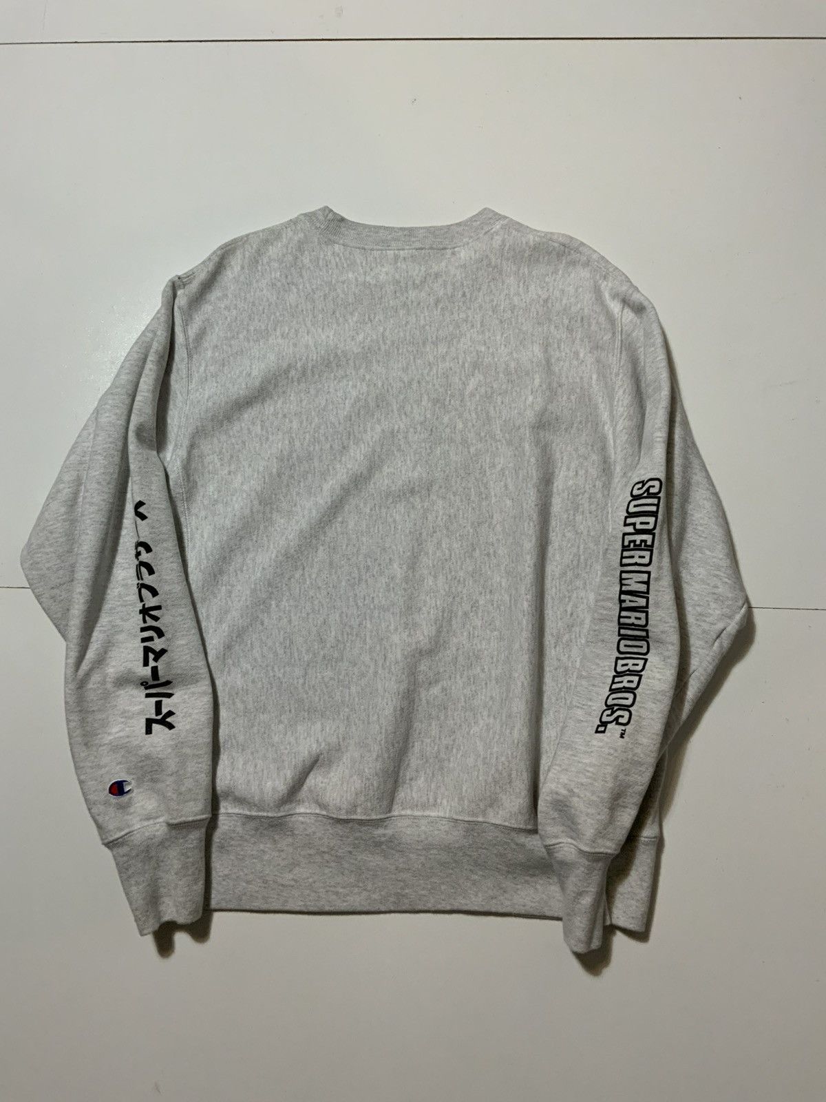 Champion × Nintendo Super Mario Bros Champion Reverse Weave Nintendo Sweatshirt Size US M / EU 48-50 / 2 - 3 Thumbnail