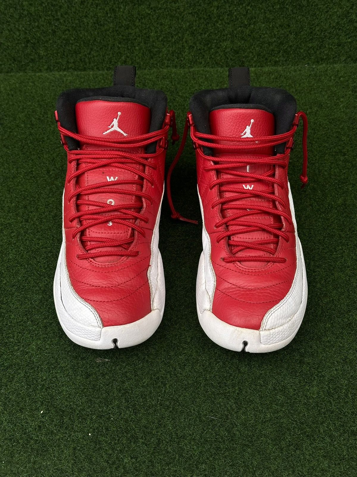 Jordan Brand Jordan 12 Gym Red Size 6.5Y Size US 6.5 / EU 39-40 - 2 Thumbnail