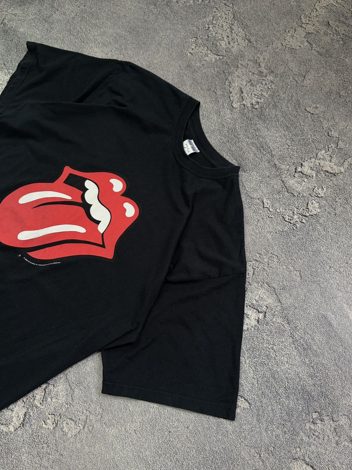 Vintage Vintage Rolling Stones 2003 Licks Tour Tongue Tee XL Size US XL / EU 56 / 4 - 5 Thumbnail