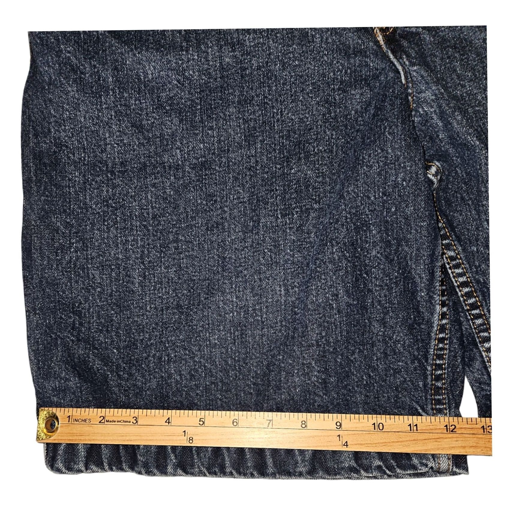 Eddie Bauer VINTAGE Eddie Bauer Jeans Cargo Shorts Men 40 Blue Denim Casual Outdoors Hiking 90s Nature Outdoor Mens) Size US 40 / EU 56 - 6 Thumbnail