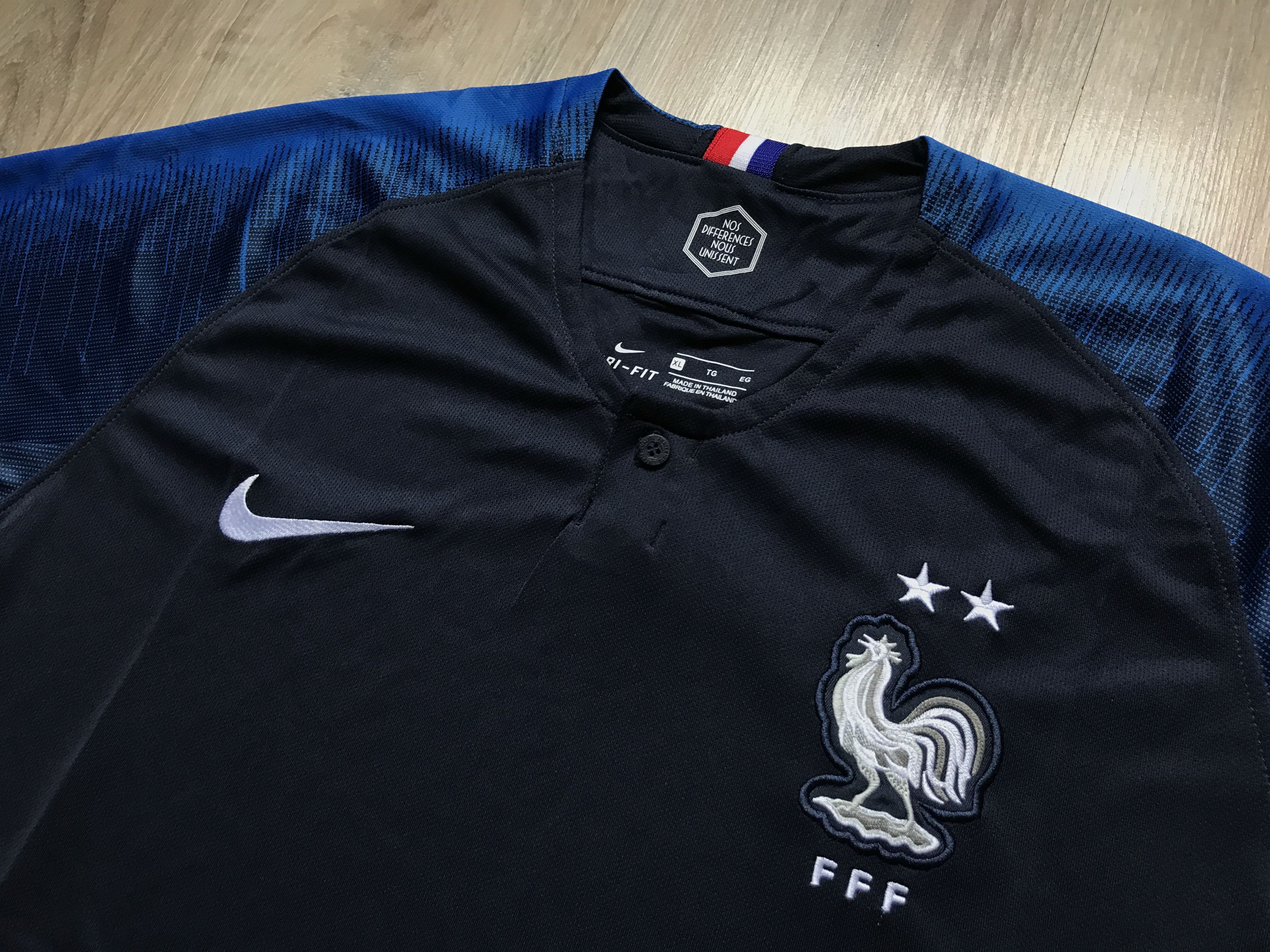 Nike Nike France Home Football Shirt 2018 Size US XL / EU 56 / 4 - 4 Thumbnail