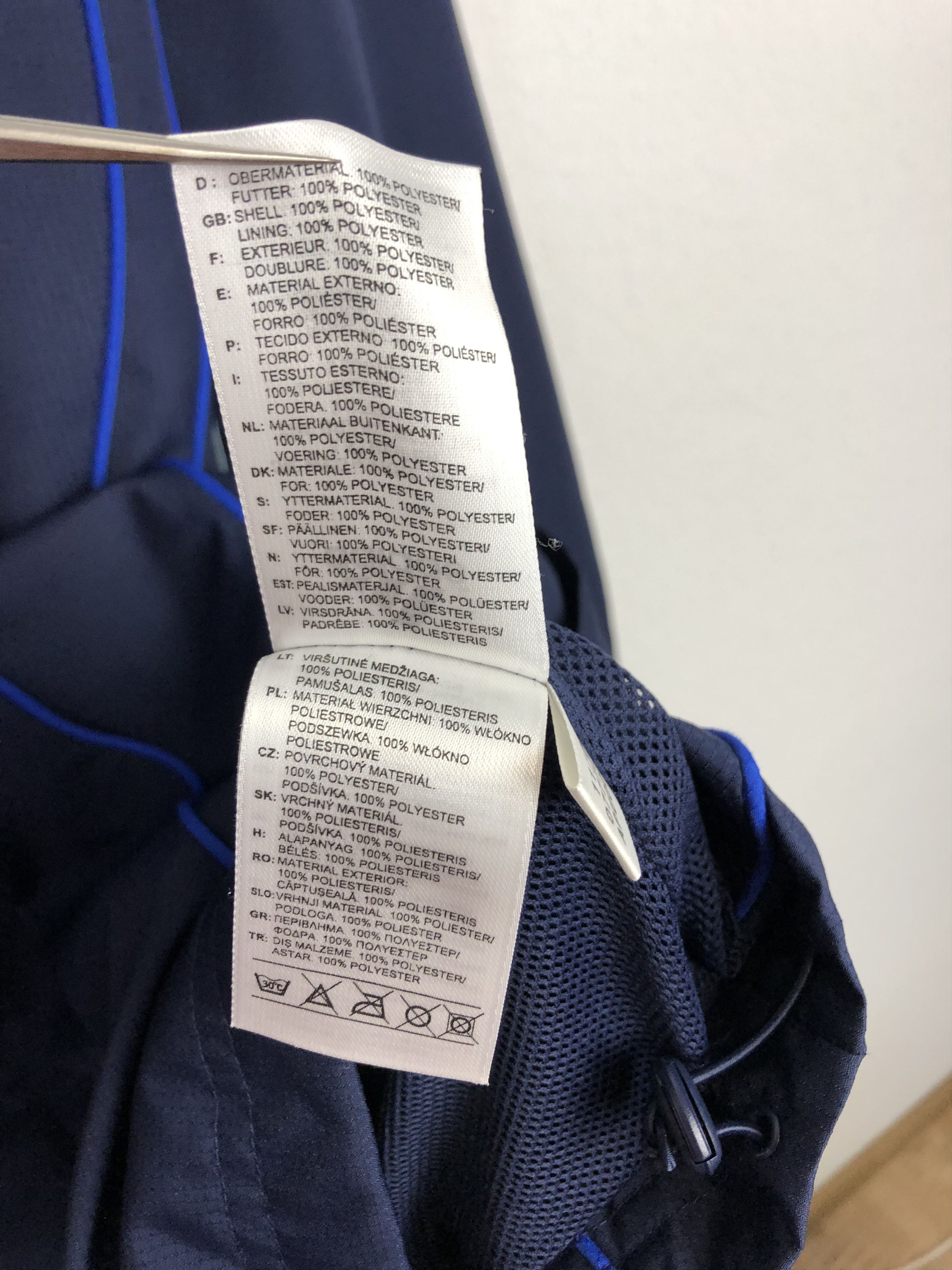 Adidas Vintage Adidas Chelsea Hooded Jacket Soccer Windbreaker Size US XL / EU 56 / 4 - 11 Thumbnail