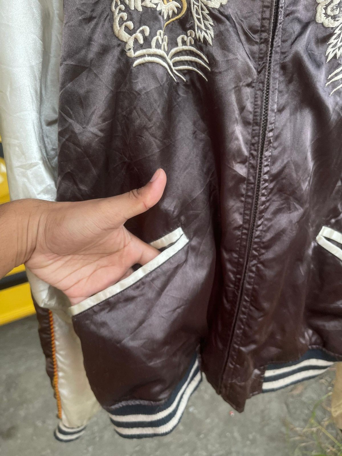 Japanese Brand Sukajan Yokosuka Japan Dragon Eagle Satin Jacket Size US L / EU 52-54 / 3 - 5 Thumbnail