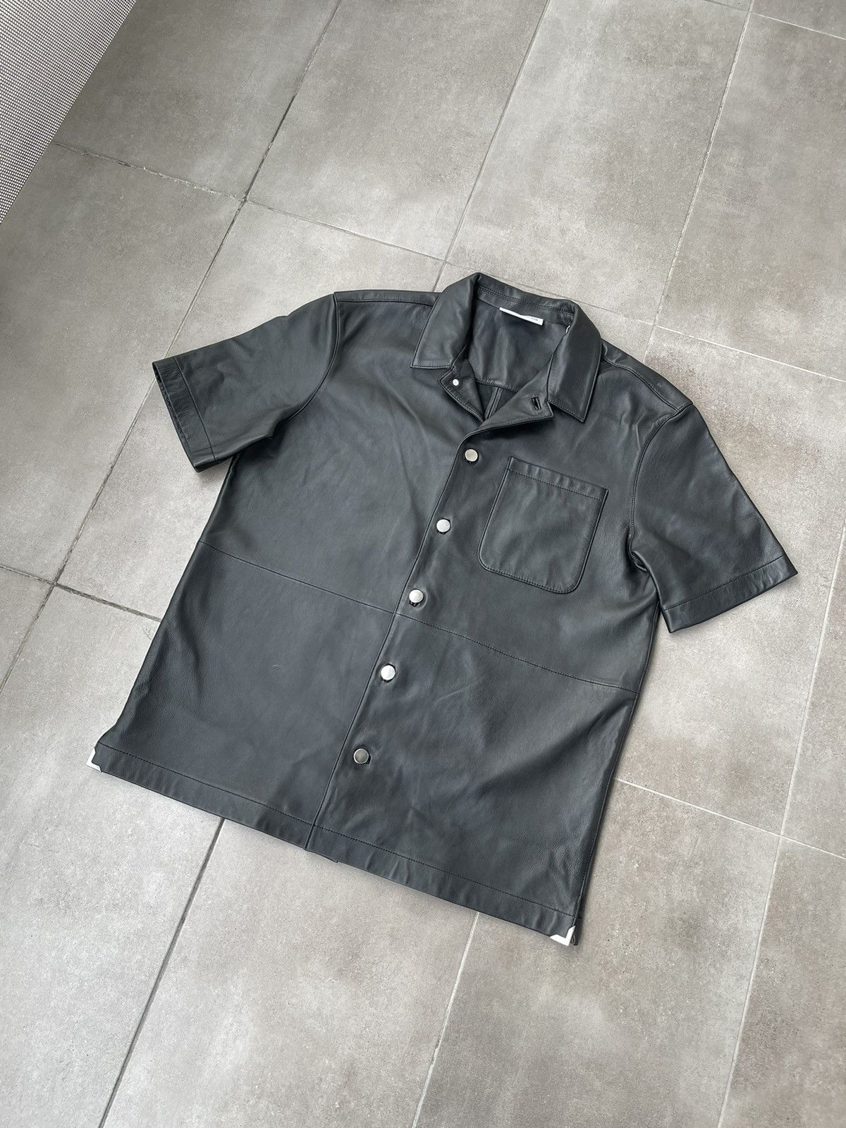 Han Kjobenhavn !DS! FW22 Han Kjobenhavn Black Leather Summer Shirt Size US M / EU 48-50 / 2 - 13 Thumbnail