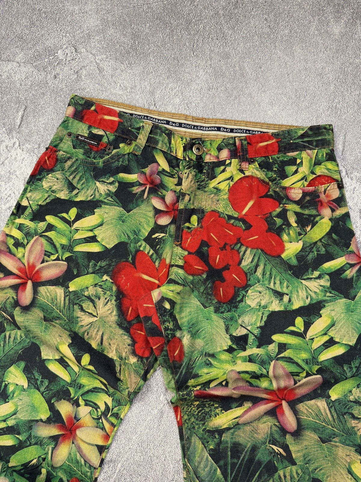 Dolce & Gabbana Dolce and Gabbana - SS ‘03- Full Print Floral Pants Size US 33 - 3 Thumbnail