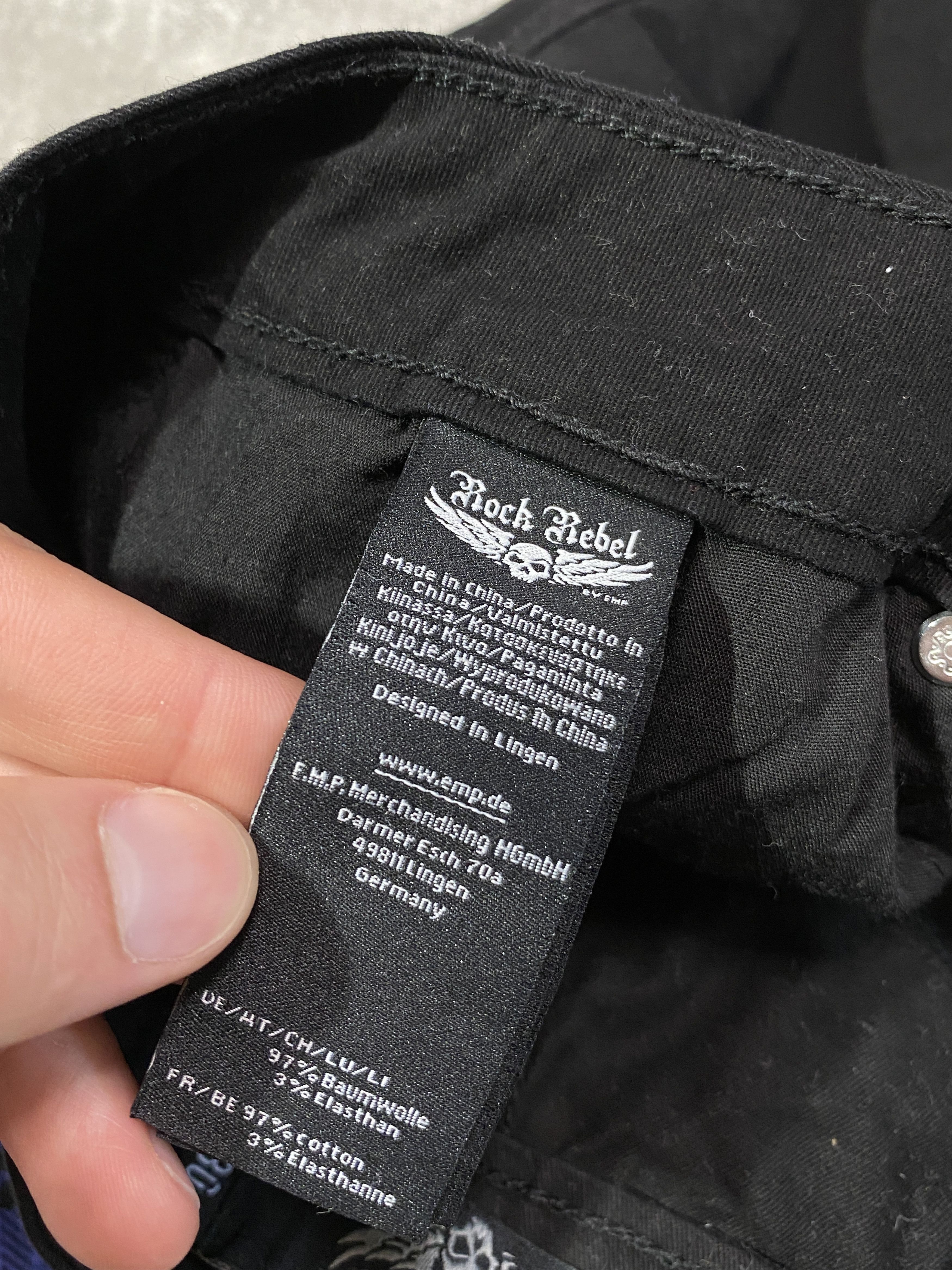Black Label Vintage Y2K Black Label Gothic Chino Shorts Size US 30 / EU 46 - 9 Thumbnail