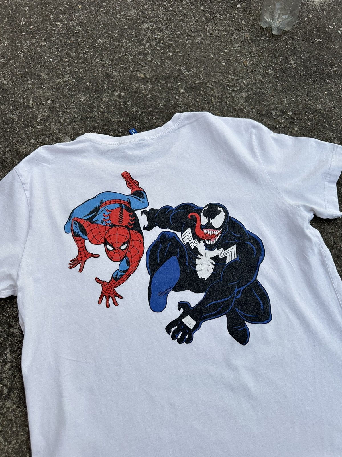 Marvel Comics Venom/spidermen t-shirt Size US L / EU 52-54 / 3 - 7 Thumbnail