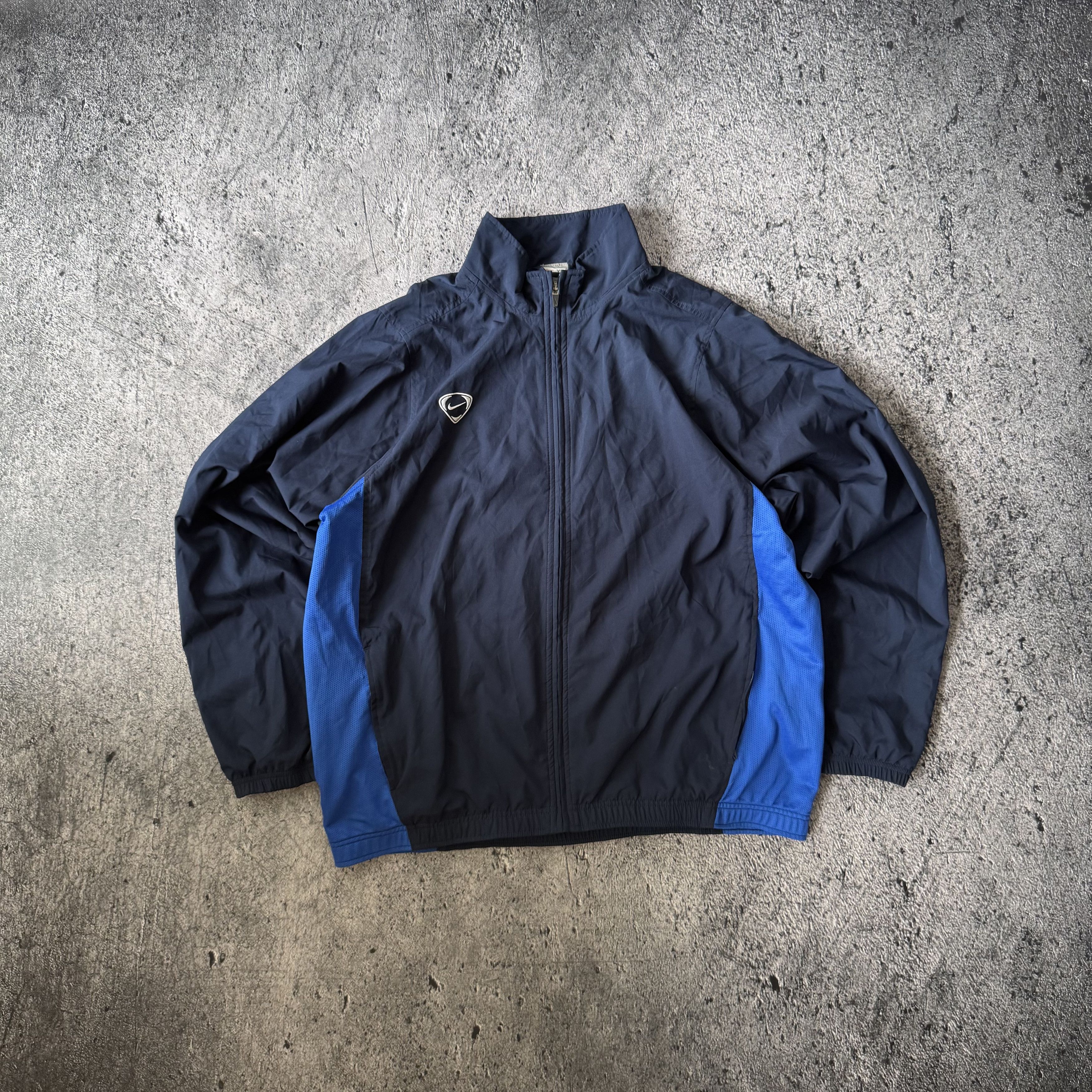 Nike Nike Vintage Nylon Track Boxy Oversize Jacket Windbreaker Size US XL / EU 56 / 4 - 1 Thumbnail