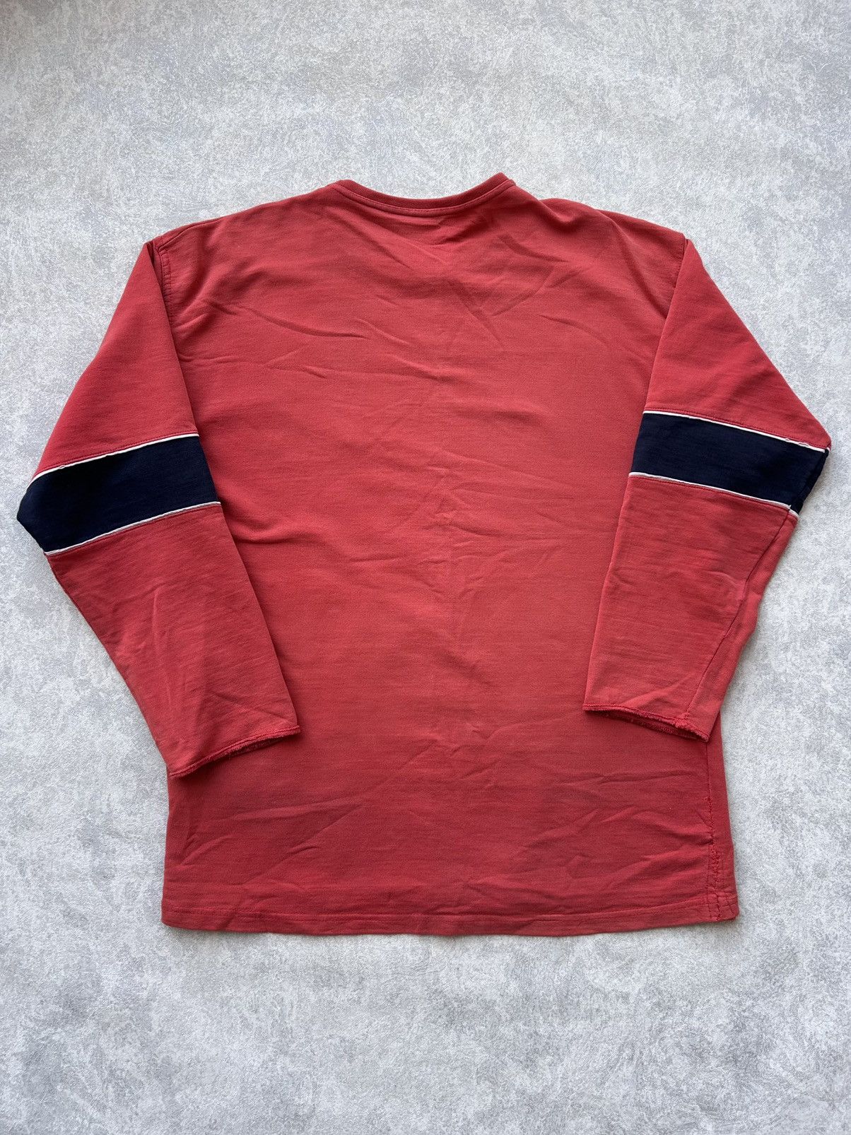 Nike 90s Nike Distressed Prison Style Swoosh Logo Sweatshirt Size US L / EU 52-54 / 3 - 9 Thumbnail