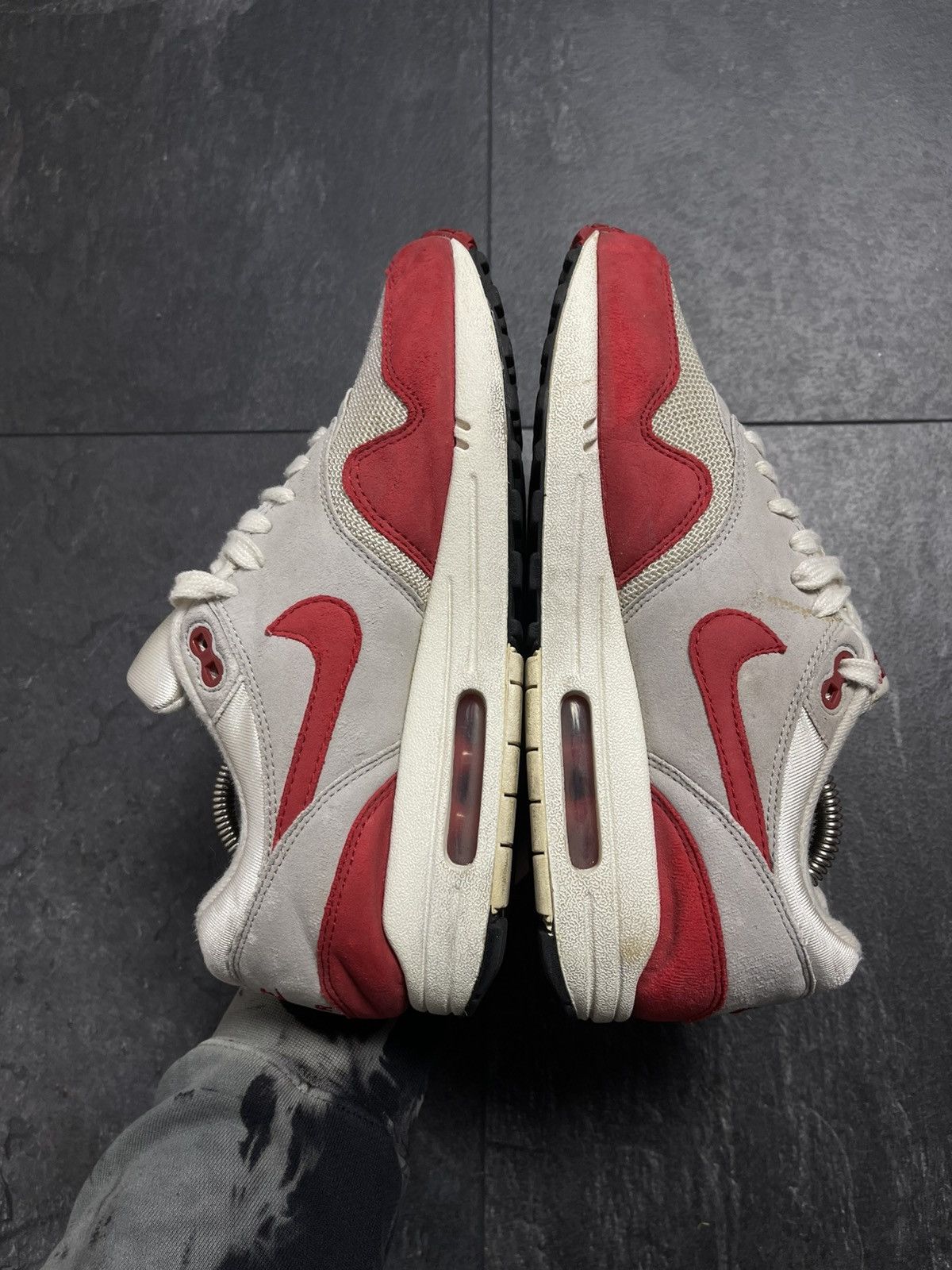 Nike × Streetwear × Vintage Nike Air Max 1 OG Red White Grey Black 2012 Mens Size US 7 / EU 40 - 13 Thumbnail