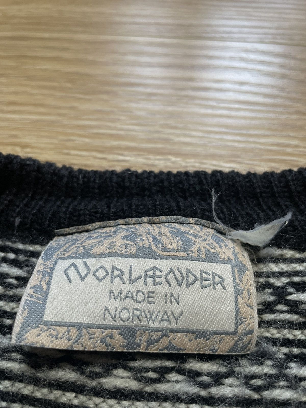 Dale Of Norway Vintage Dale Of Norway style Sweater Wool Size US M / EU 48-50 / 2 - 3 Thumbnail