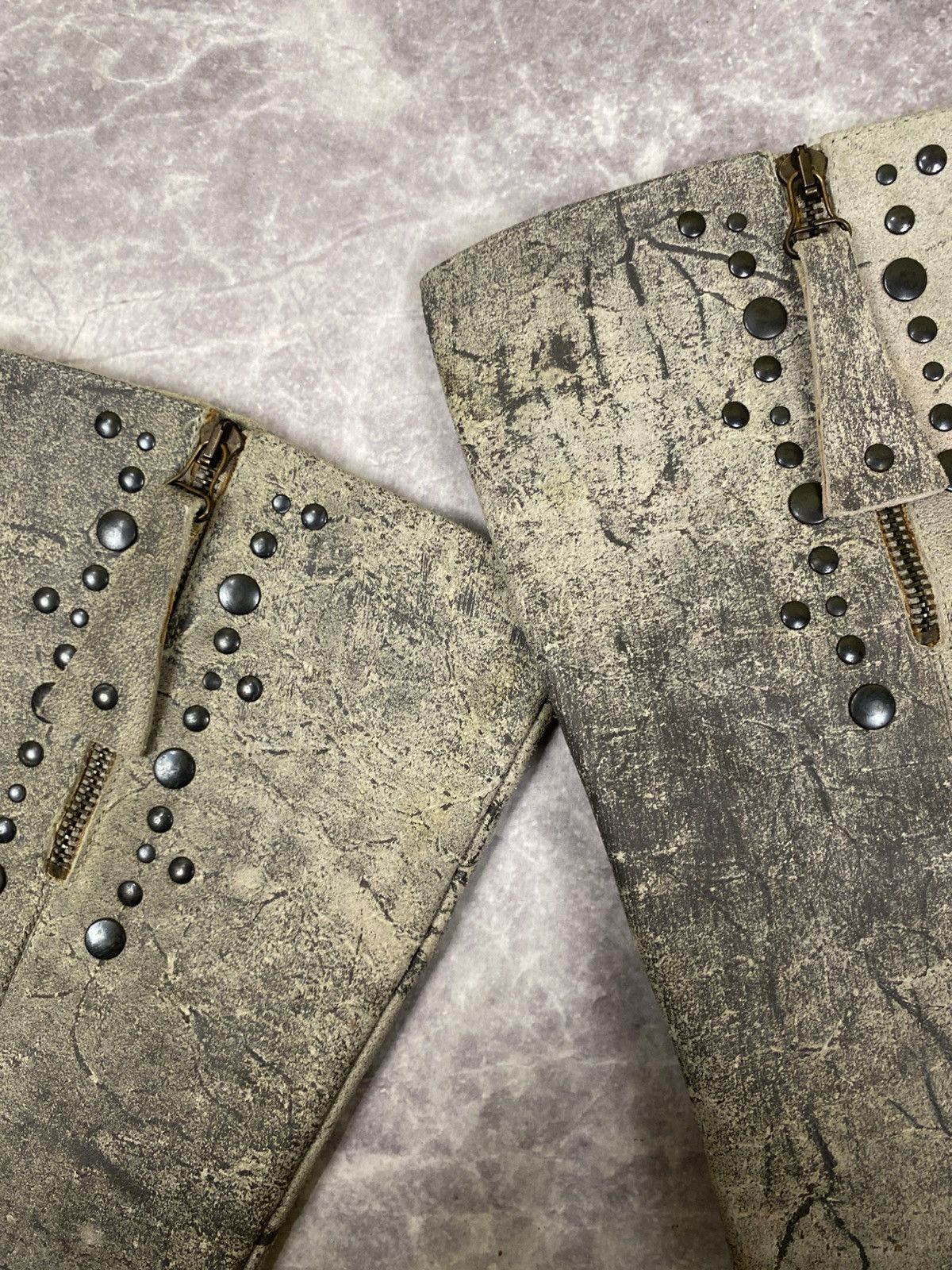 IKKS IKKS Cracked Painted Maison Margiela Style Studded Boots 39 Size US 9 / IT 39 - 5 Thumbnail