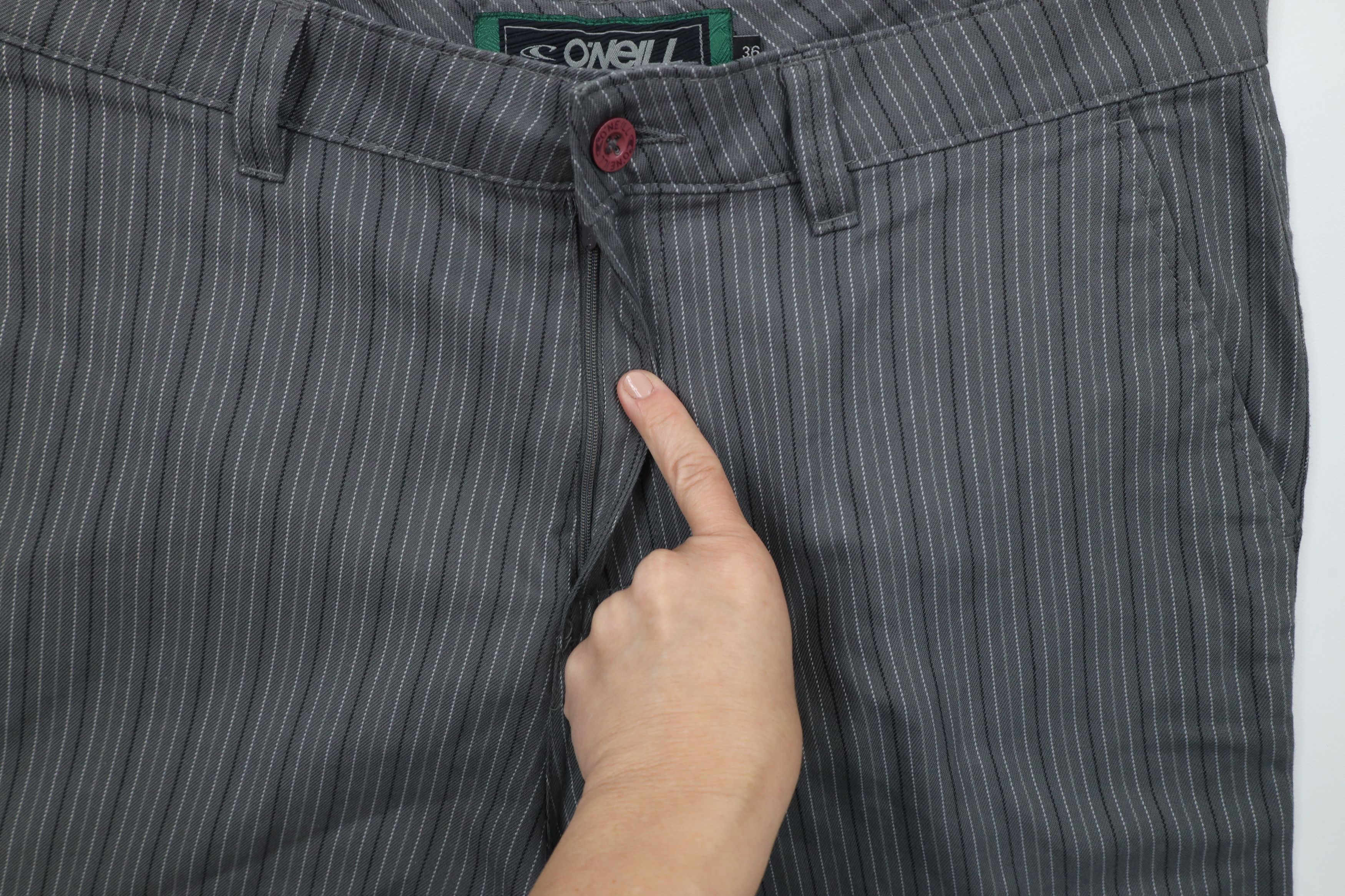 O'Neill × Vintage Vintage O'Neill Surfing Faded Striped Baggy Fit Shorts Gray Size US 36 / EU 52 - 6 Thumbnail