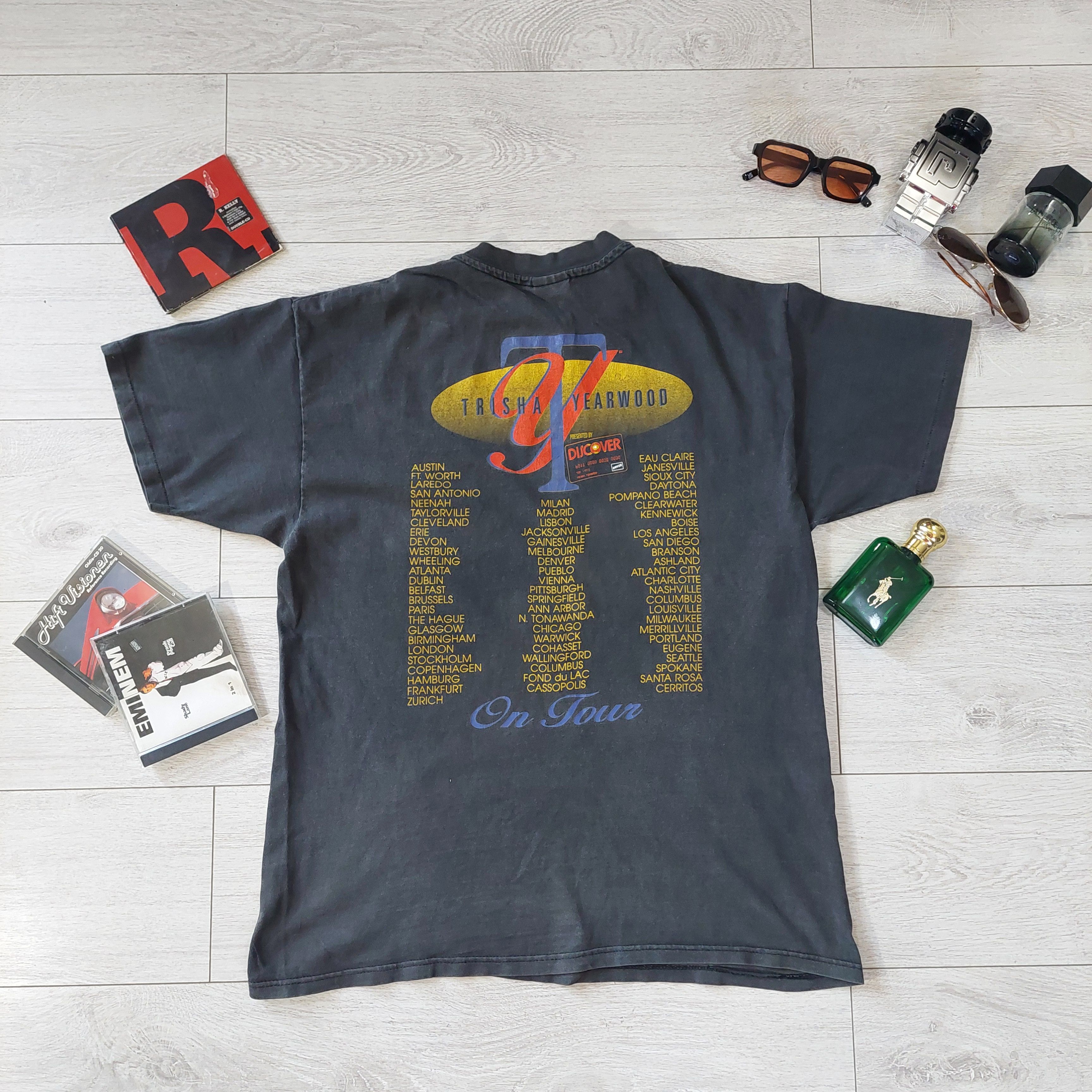 Hanes Trisha Yearwood on tour vintage rare 90s band tee t shirt Size US XL / EU 56 / 4 - 3 Thumbnail