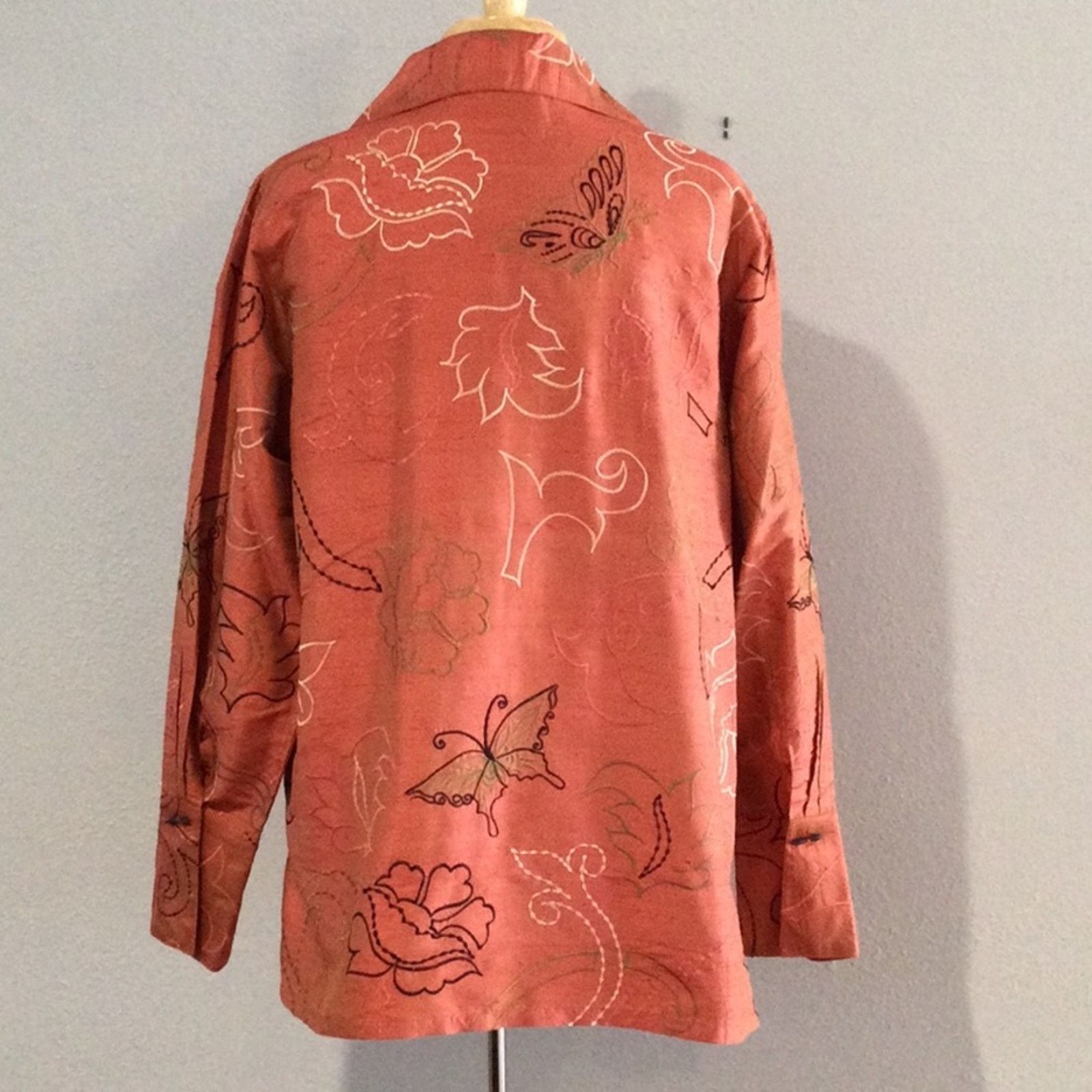 Other Yak Magik 100% Silk Embroidered Sequins Toggle Jacket M Size M / US 6-8 / IT 42-44 - 9 Thumbnail