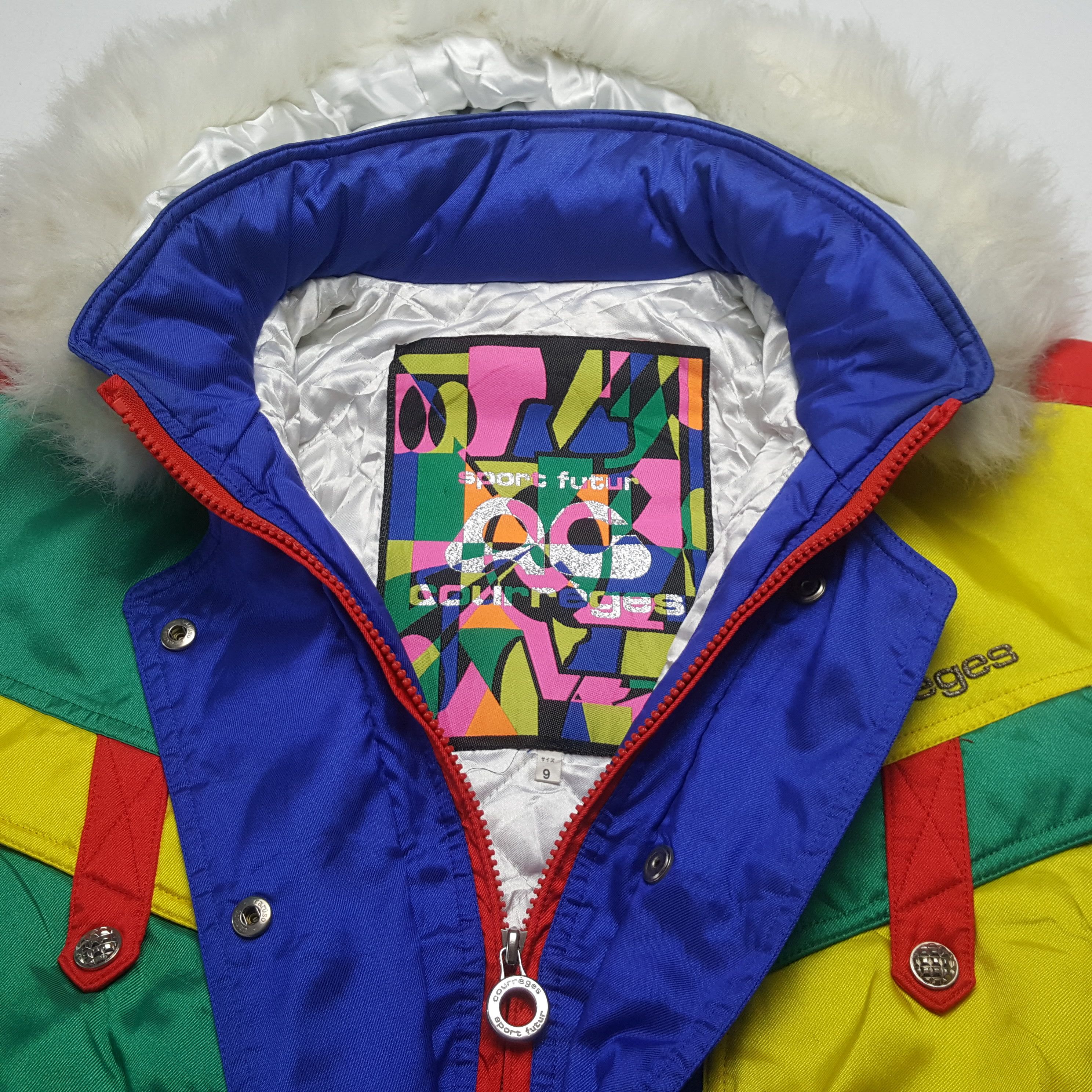Courreges Vintage Courreges Brand Winter Snow Ski Jacket C309N21 Size US M / EU 48-50 / 2 - 4 Thumbnail