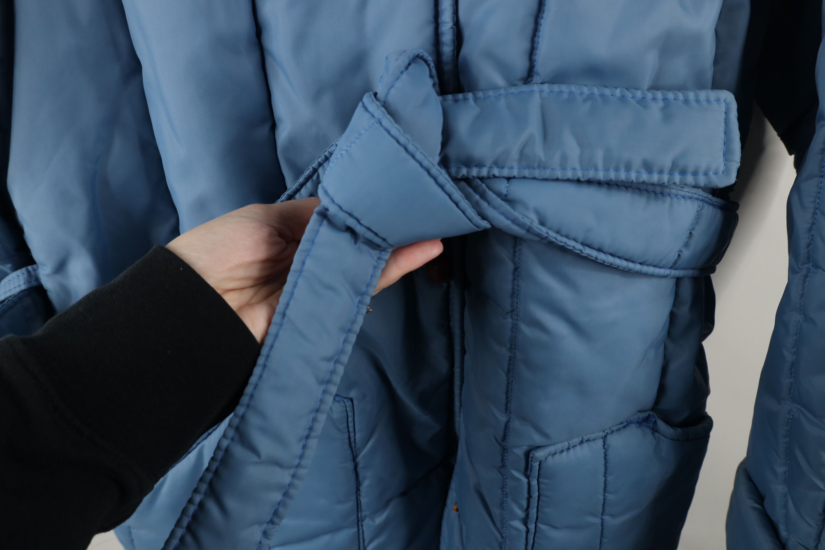 Vintage Vintage 70s Streetwear Belted Quilted Puffer Jacket Blue Size L / US 10 / IT 46 - 8 Thumbnail