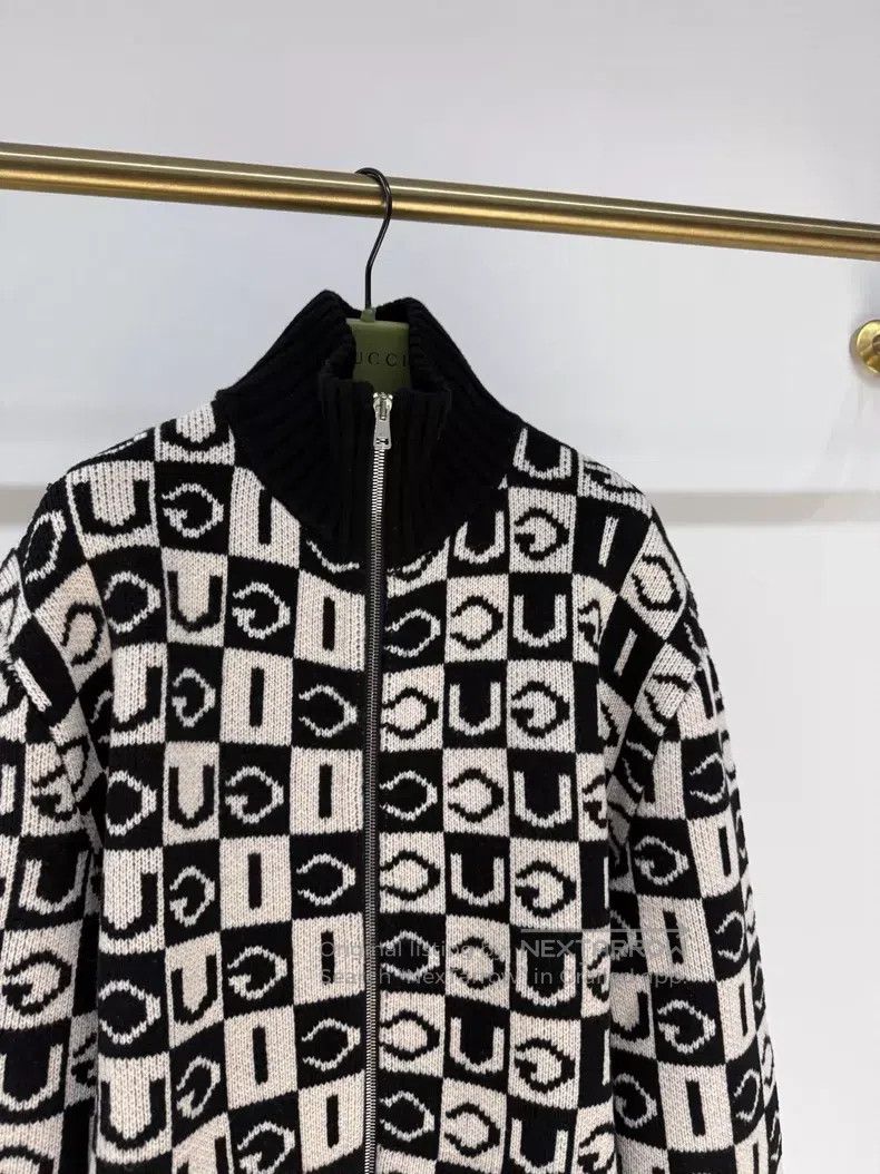 Gucci Gucci Black and white letter logo jacket Size US S / EU 44-46 / 1 - 3 Thumbnail