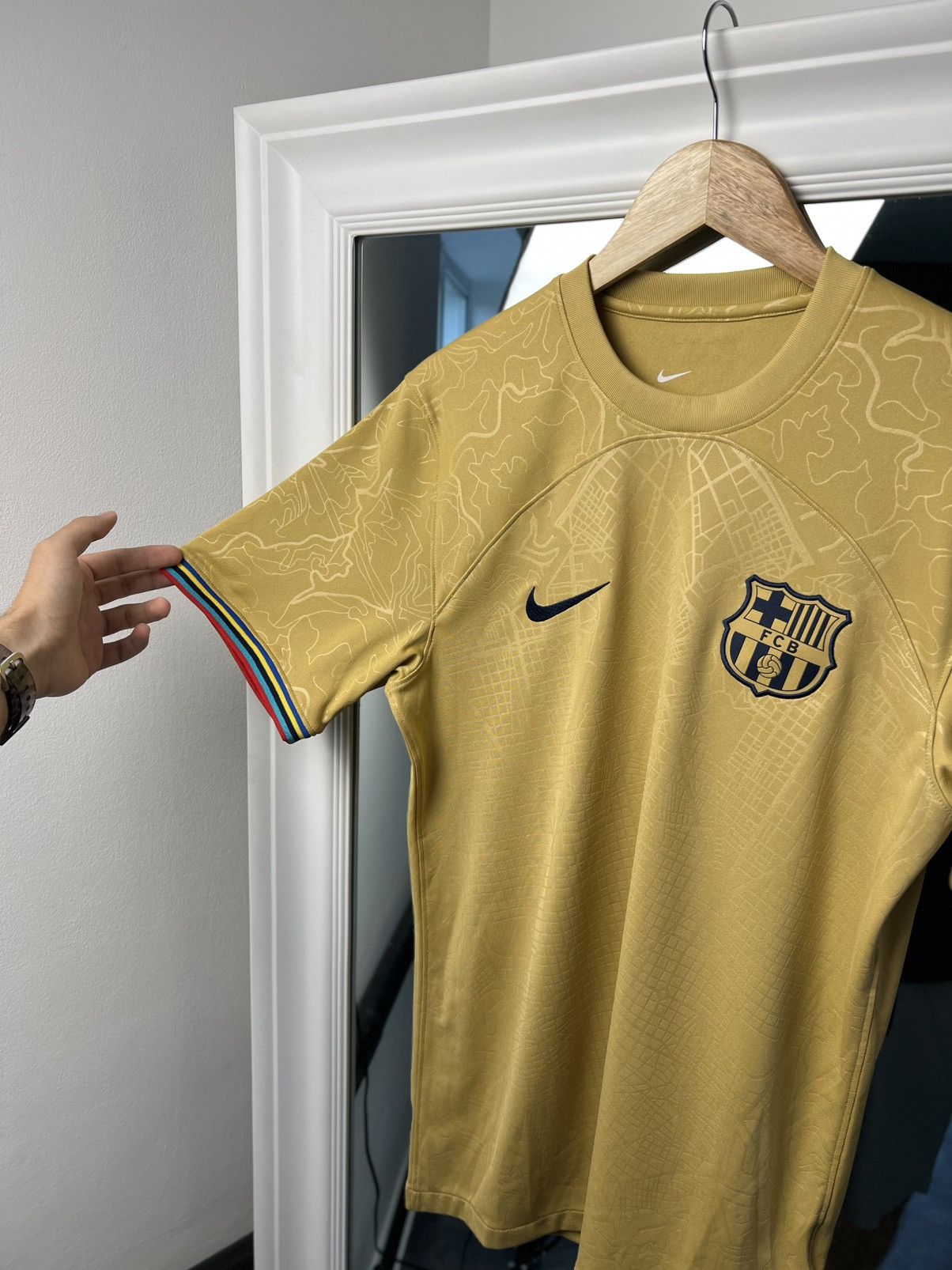 Nike Nike Barcelona Away Jersey 22/23 S Nöggu Jr #28 Size US S / EU 44-46 / 1 - 19 Thumbnail