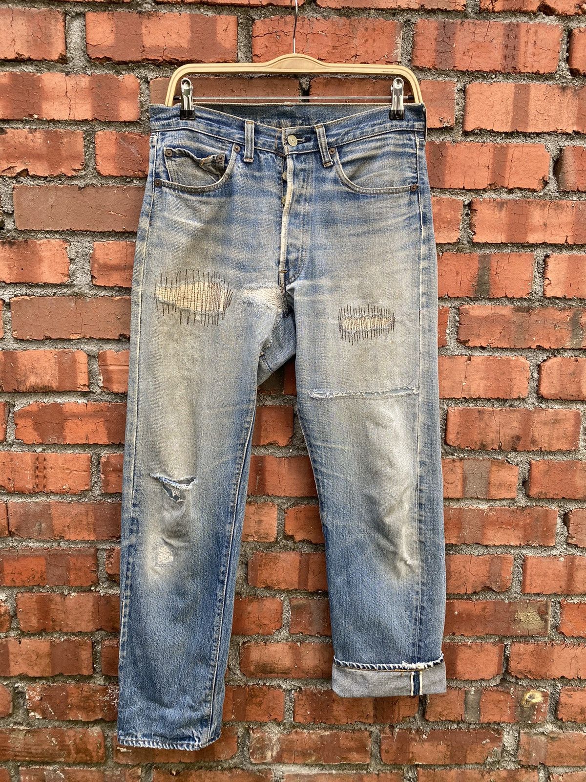 Levi's × Levi's Vintage Clothing × Vintage size 32x29 vintage levi's redline 80s distressed condition Size US 32 / EU 48 - 1 Thumbnail