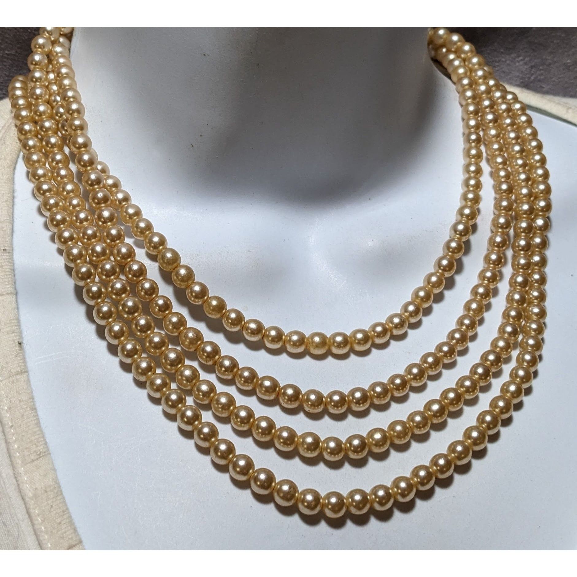Other Vintage Gold Faux Pearl Multilayer Necklace Size ONE SIZE - 7 Thumbnail