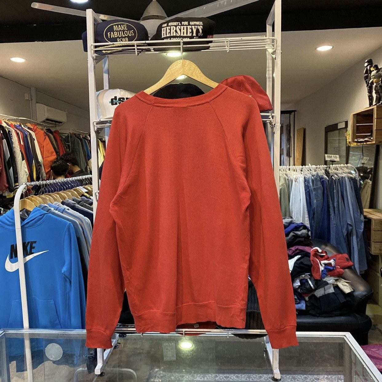 Vintage VINTAGE PLENTY TOUGH SPORTS SWEATSHIRT Size US L / EU 52-54 / 3 - 2 Thumbnail