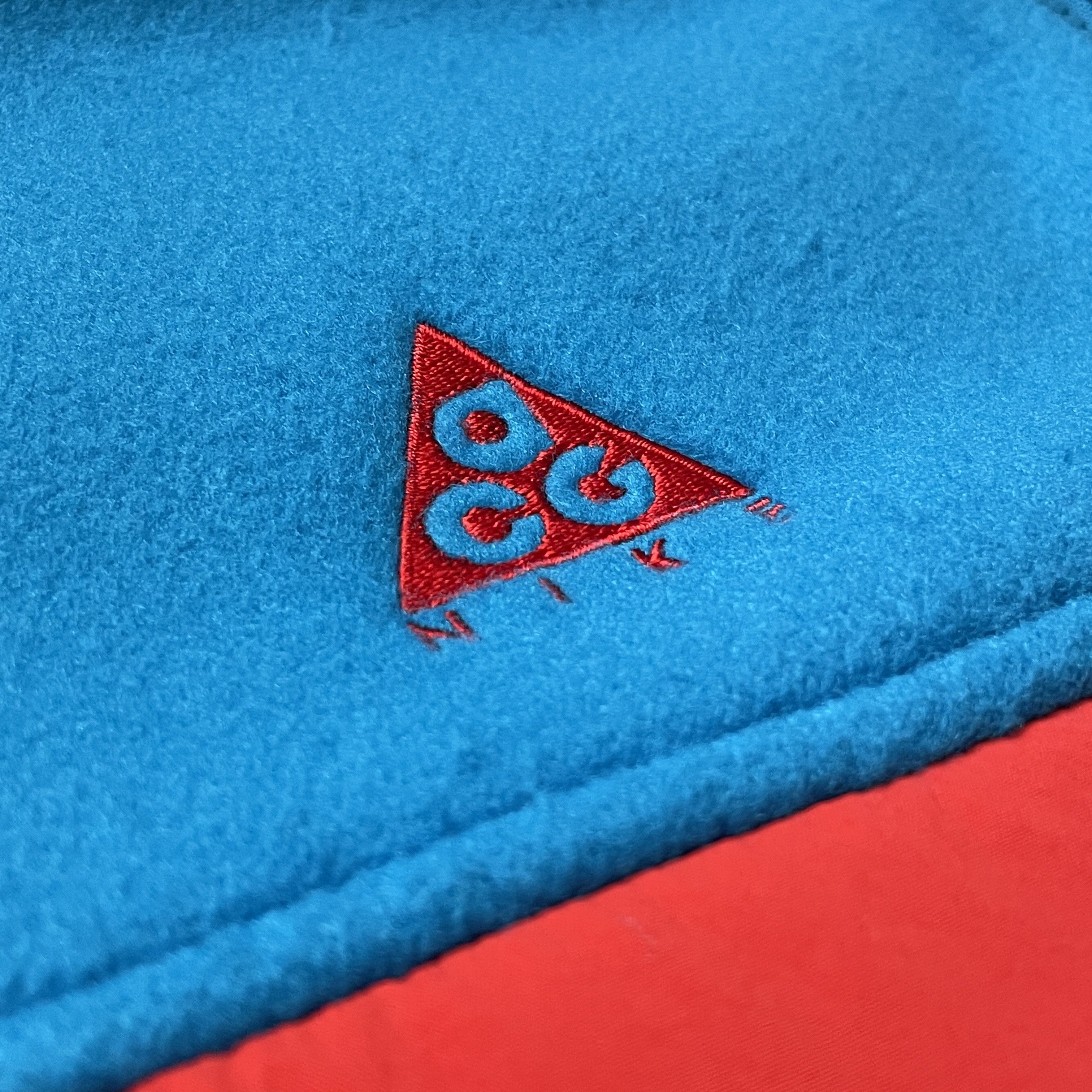 Nike ACG Nike ACG Fleece Zip Jacket Blue Red Vintage Outdoor Size US S / EU 44-46 / 1 - 4 Thumbnail