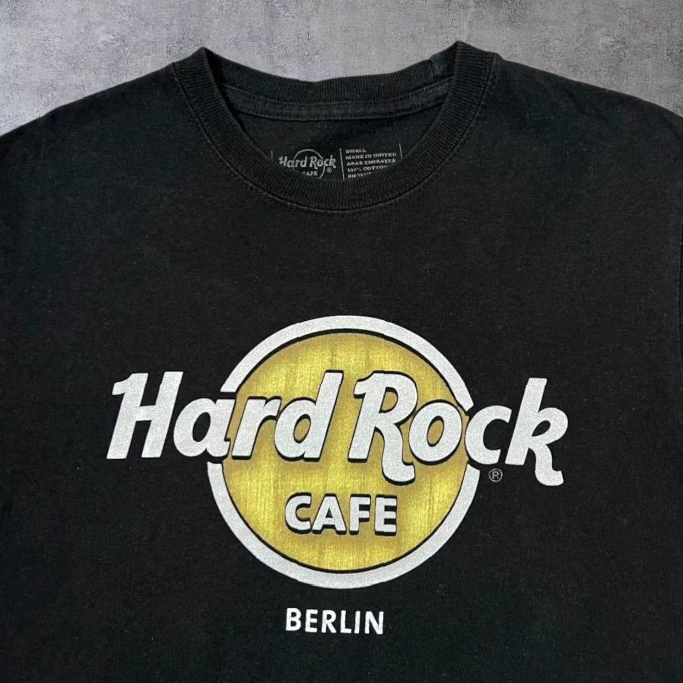 Hard Rock Cafe Hard Rock Cafe Berlin Classic Souvenir Logo Spellout Graphic T-Shirt Small Mens Black Graphic Print Logo 90s KF340 Size US S / EU 44-46 / 1 - 3 Thumbnail