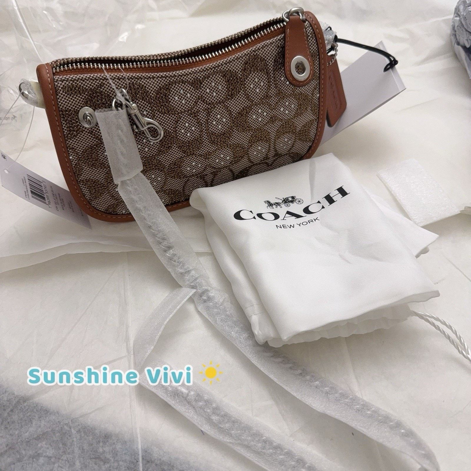 Coach NWT Coach Swinger 20 Bag Chain Crystal CW568 BURNISHED Amber Size ONE SIZE - 10 Thumbnail