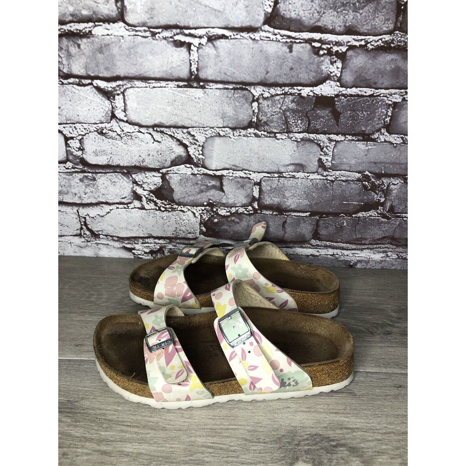 Birkenstock Birki's Birkenstock Pink Leather Floral Slides Sandals Women Size US 6.5 / IT 36.5 - 20 Thumbnail