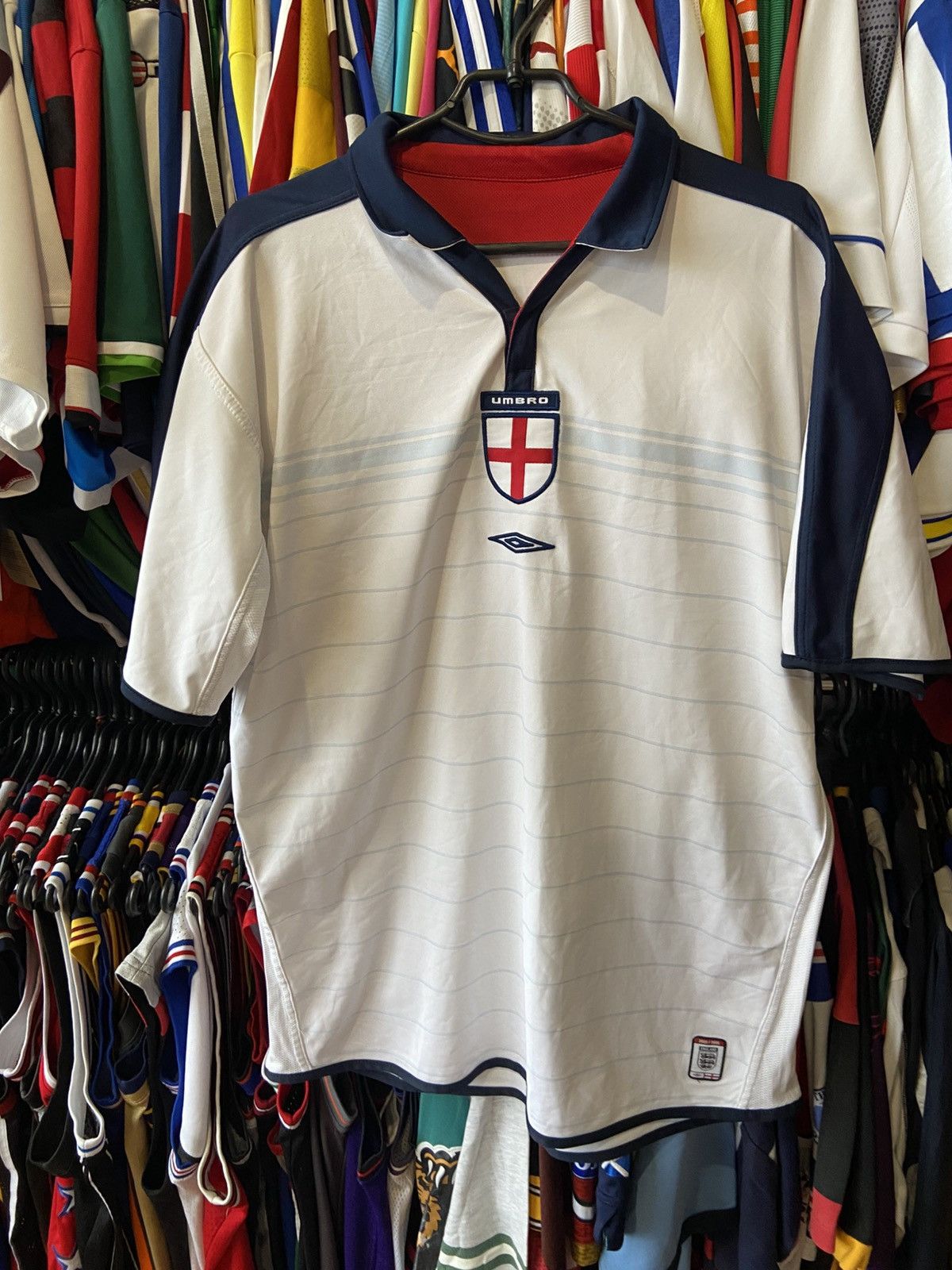Umbro 2004 Umbro England Team Reversible Home Soccer Jersey Sz XL Size US XL / EU 56 / 4 - 10 Thumbnail