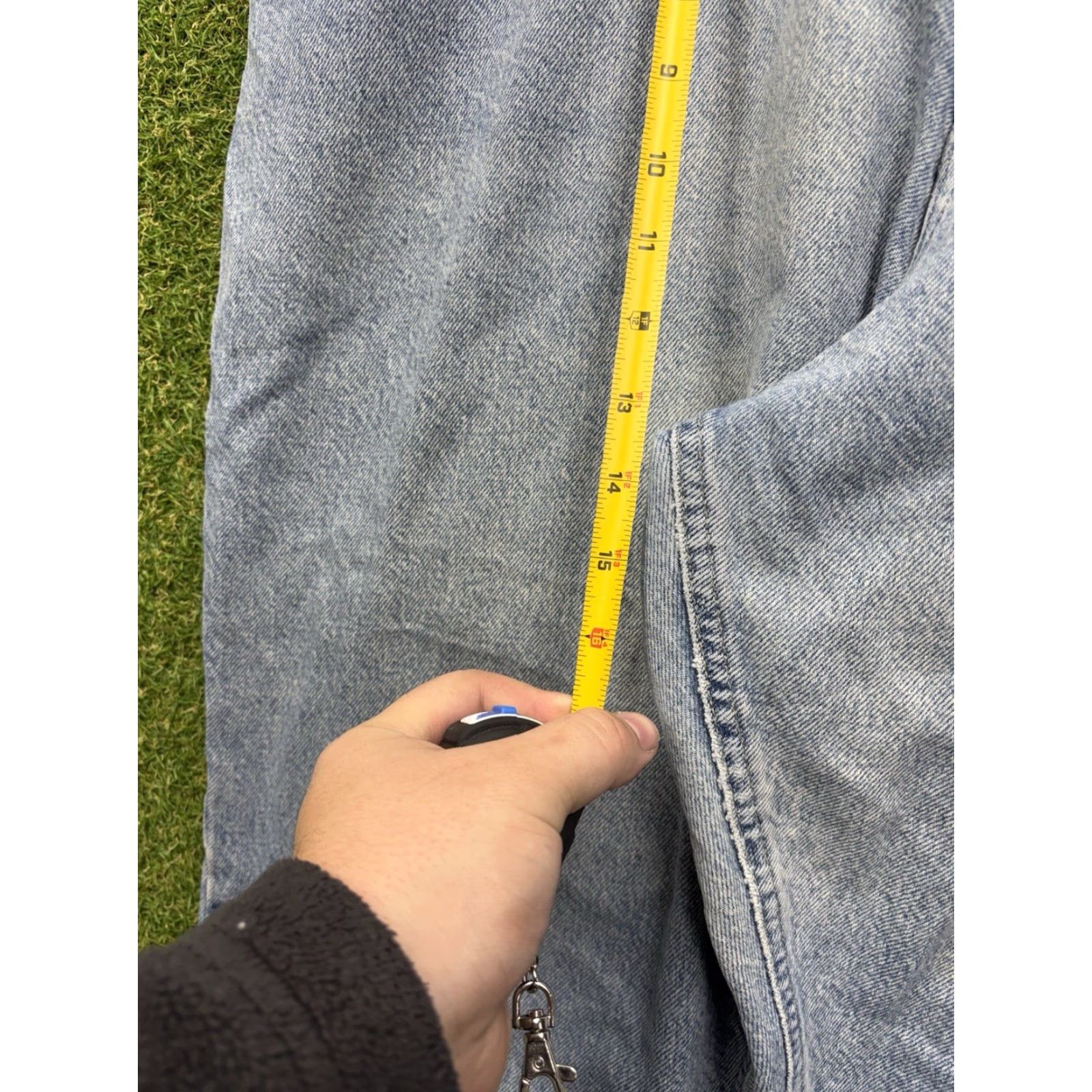 Tommy Hilfiger VINTAGE Tommy Hilfiger Jeans Womens 22 Plus Size Straight Taper Casual Light Wash Denim Size 40" / US 18 - 4 Thumbnail