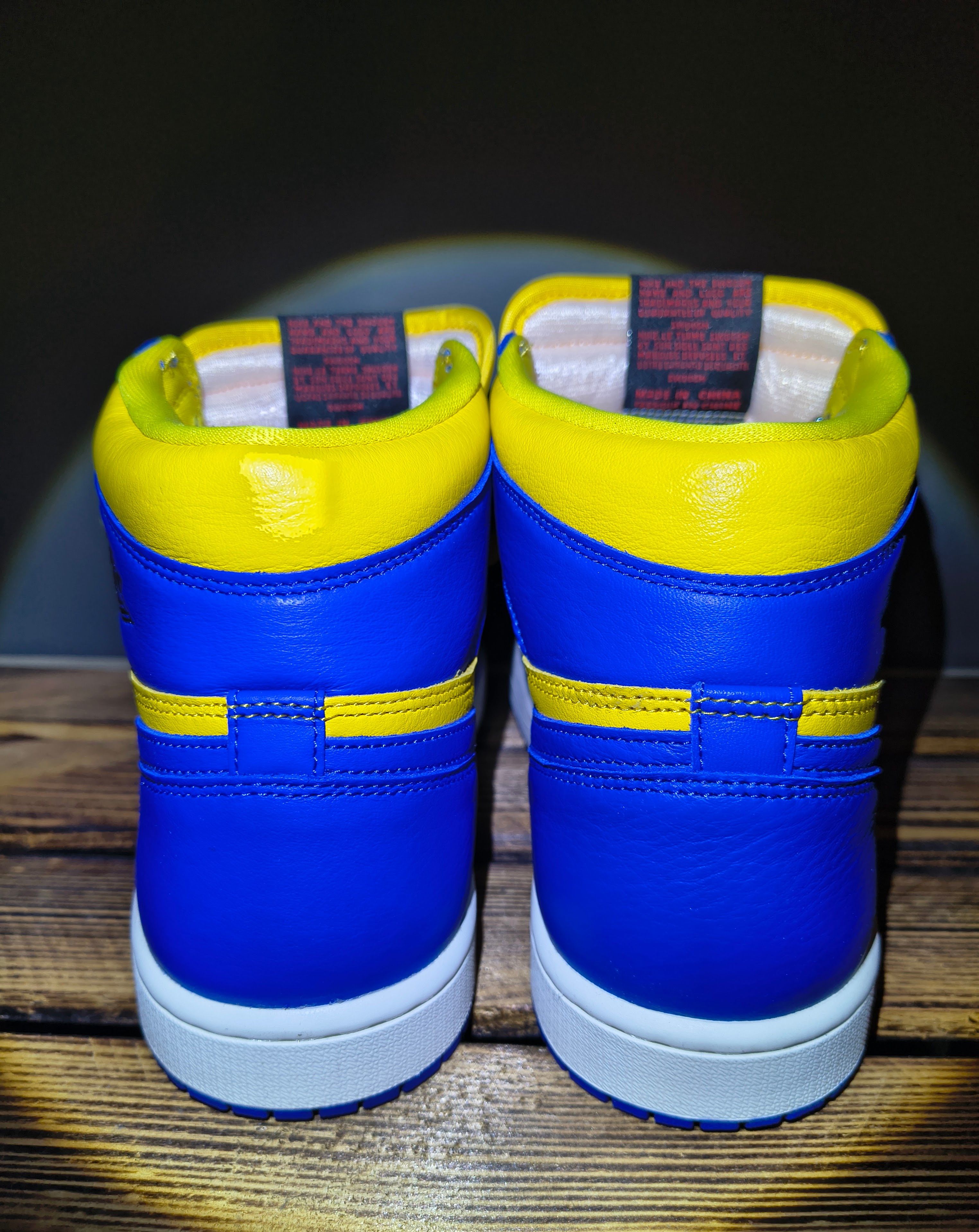 Nike Nike Women's Air Jordan 1 Retro High OG "Reverse Laney" - DS Size US 9.5 / IT 39.5 - 5 Thumbnail