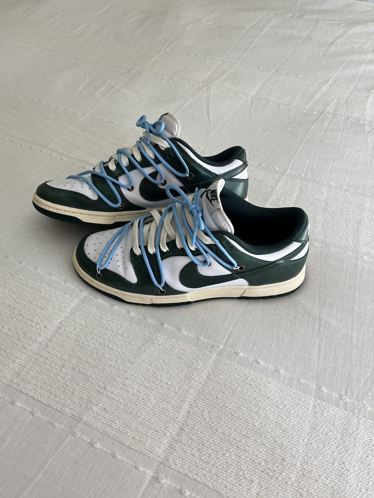 CUSTOM NIKE DUNK