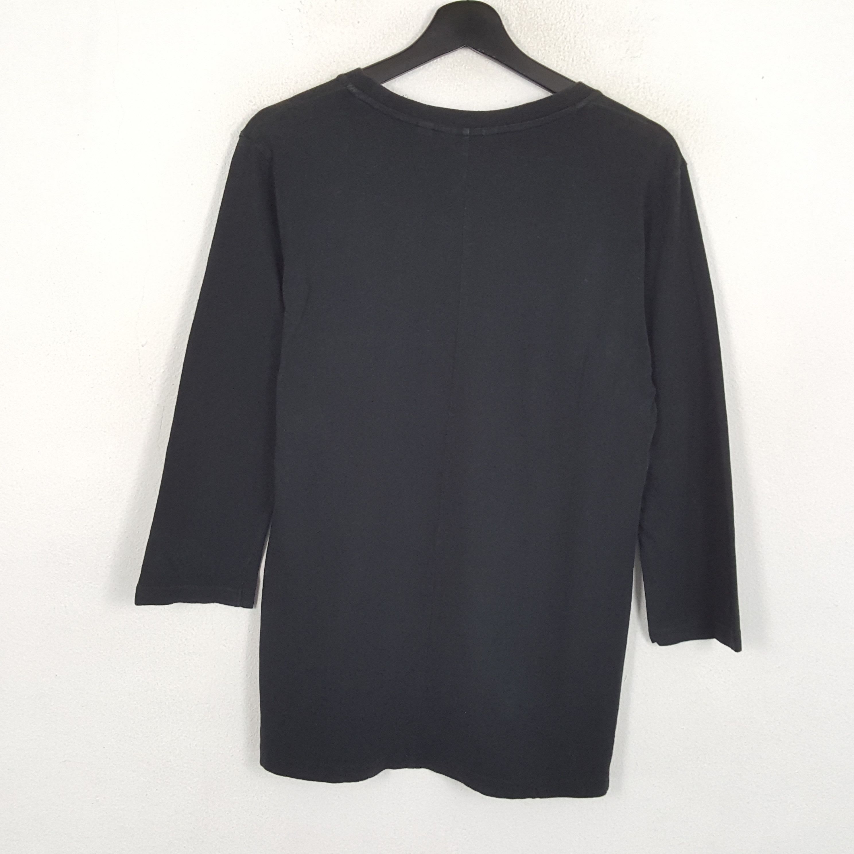 Japanese Brand × Undercover × Uniqlo UNIQLO UNDERCOVER Long Sleeve Women Tshirt Size M / US 6-8 / IT 42-44 - 3 Thumbnail