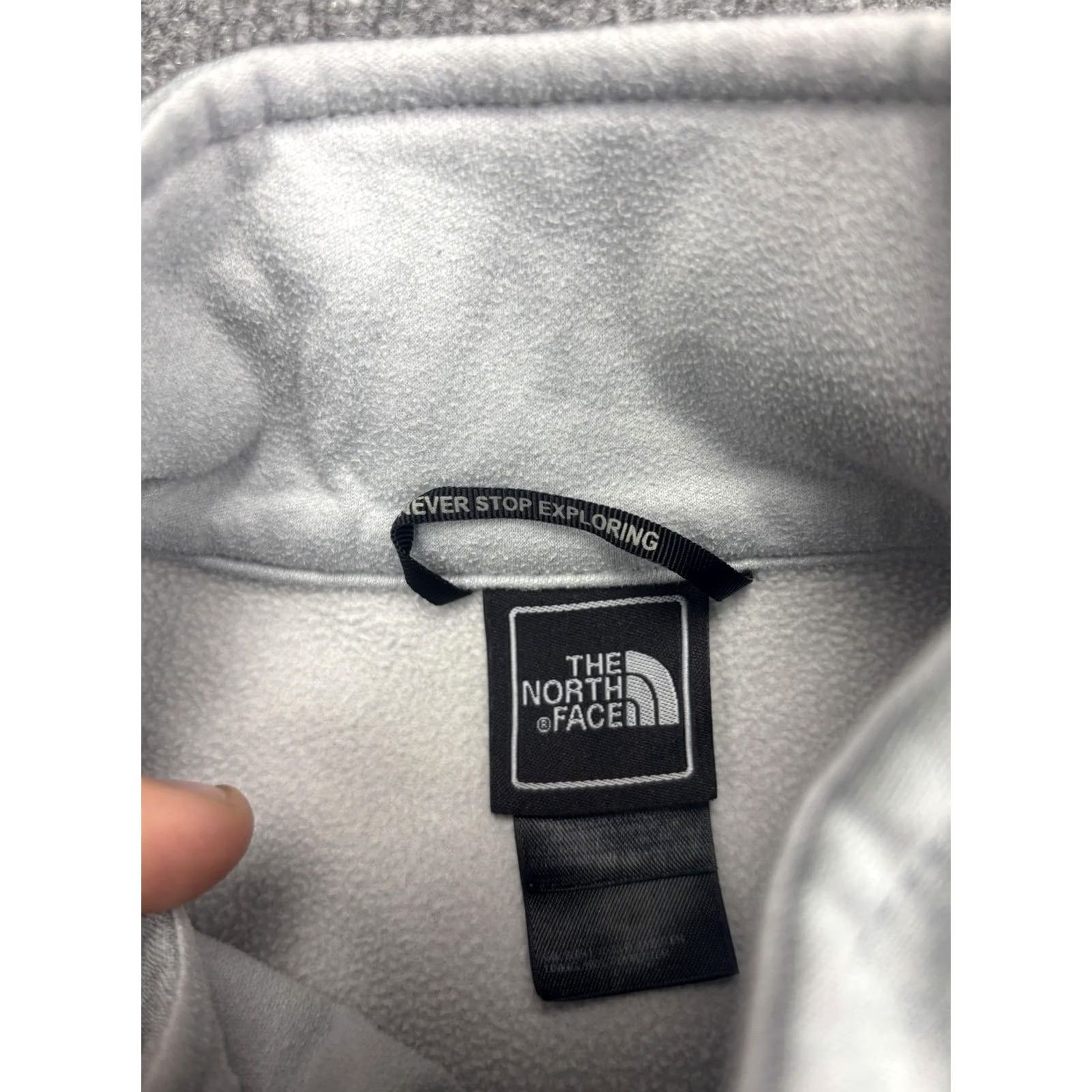 The North Face The North Face Jacket Womens M Gray WindWall Softshell Full Zip Outdoor Weather Windbreaker Casual Travel Workwear Mens Womens Size M / US 6-8 / IT 42-44 - 3 Thumbnail