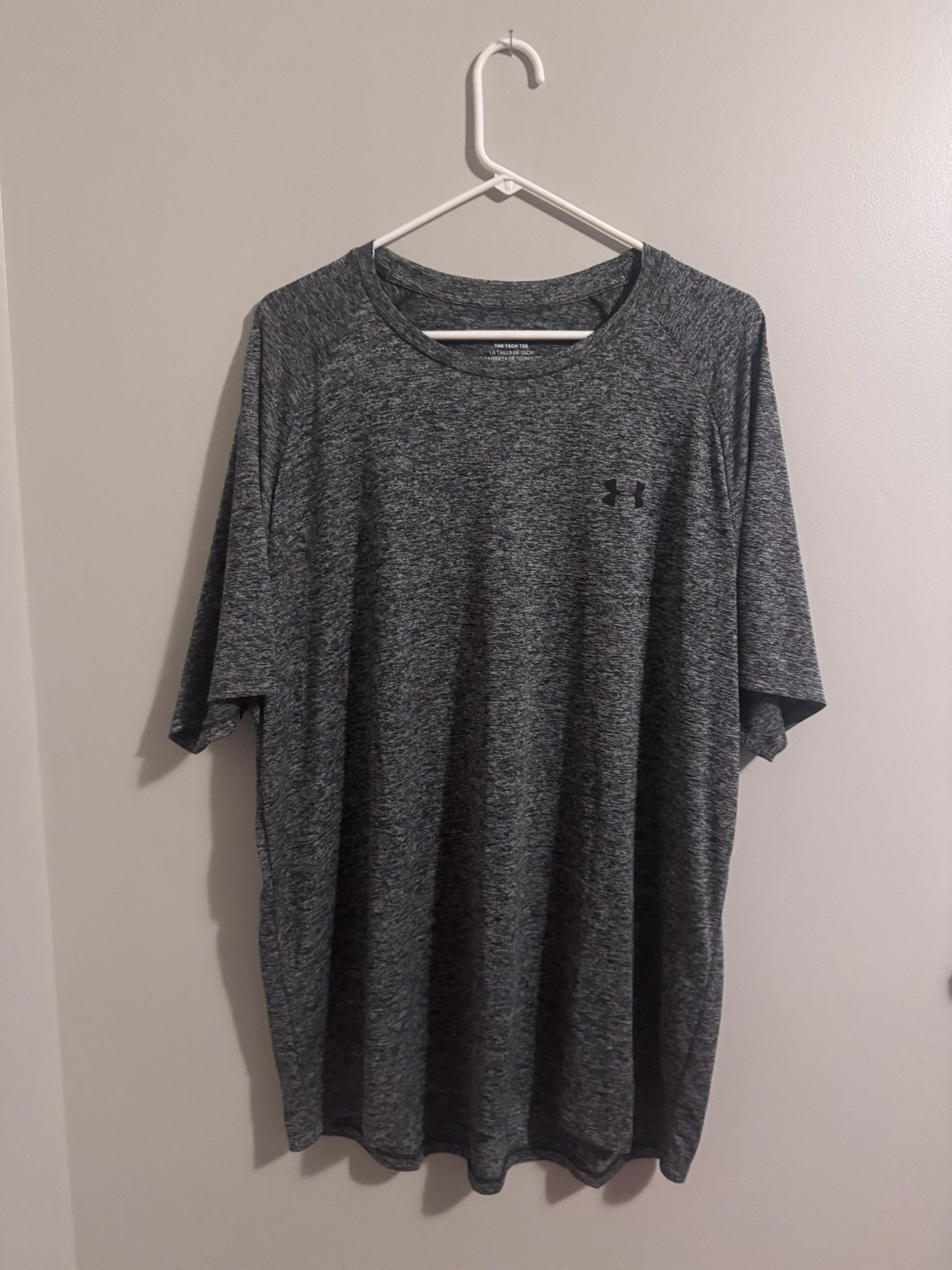 Under Armour Under Armour Men's Charcoal Heather Tee Size US XXL / EU 58 / 5 - 1 Thumbnail