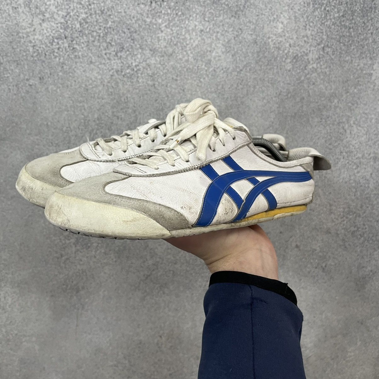 Asics Asics Onitsuka Tiger shoes sneakers Size US 9 / EU 42 - 5 Thumbnail