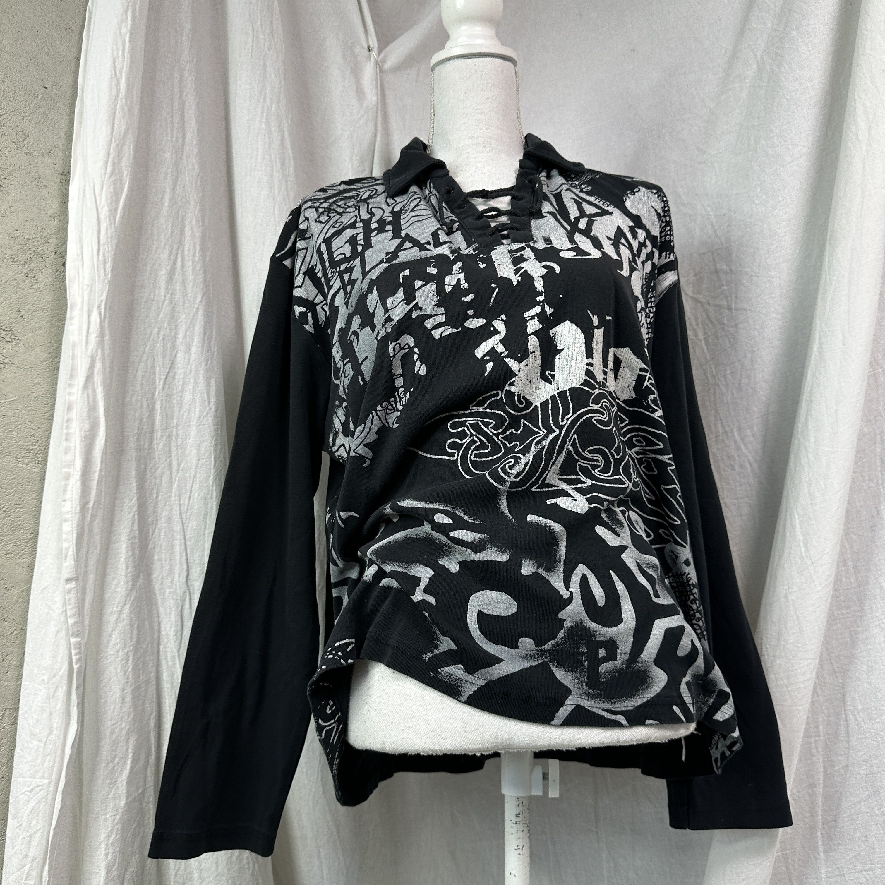 Vintage Vintage Streetwear Oversize Printed Tribal Longsleeve 00s Size XL / US 12-14 / IT 48-50 - 6 Thumbnail