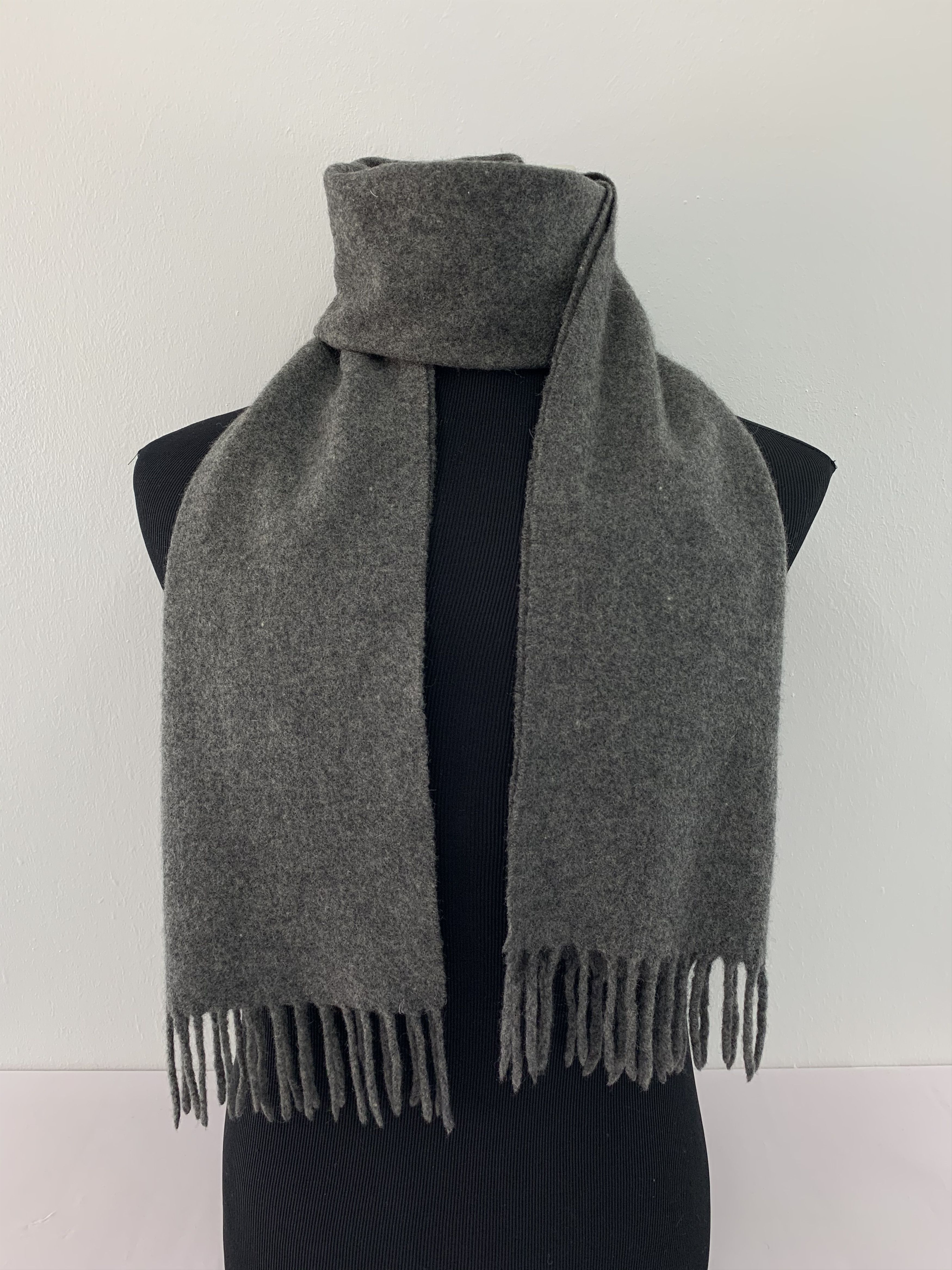 Polo Ralph Lauren Polo Ralph Lauren Scarf Wool Muffler Neck Wrap BL4307 Size ONE SIZE - 1 Thumbnail