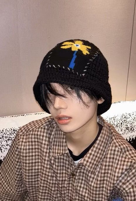 Japanese Brand Outdoor retro floral knitted tulip hat bucket hat Size ONE SIZE - 5 Thumbnail