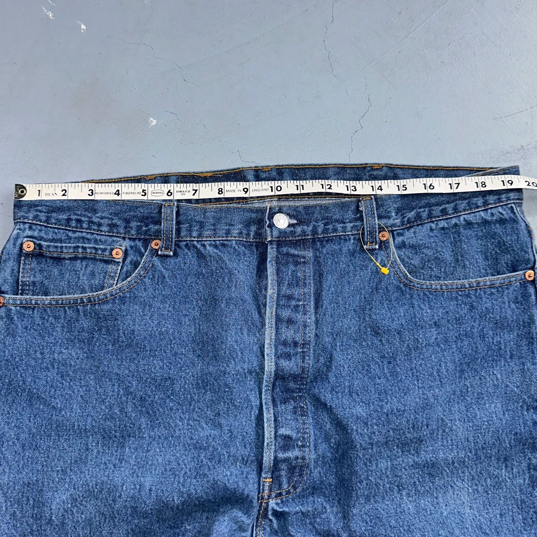 Levi's VINTAGE Levi's 501 Jeans Men Regular 42 Blue 32x30 Straight 90s USA Size US 42 / EU 58 - 7 Thumbnail