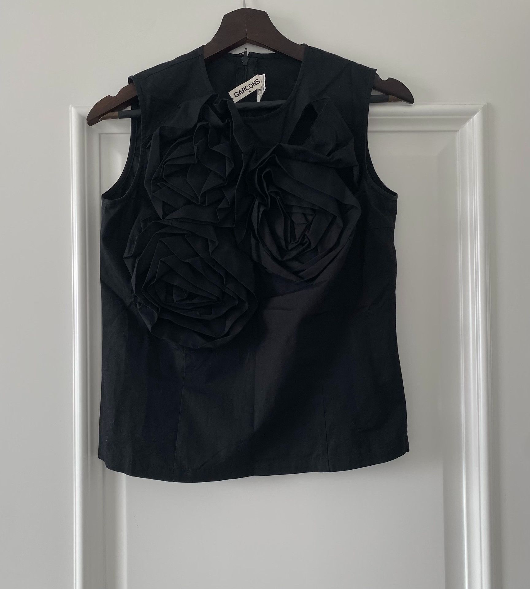 Comme des Garcons Comme des Garçons Rose Decorated Vest Size S / US 4 / IT 40 - 1 Thumbnail