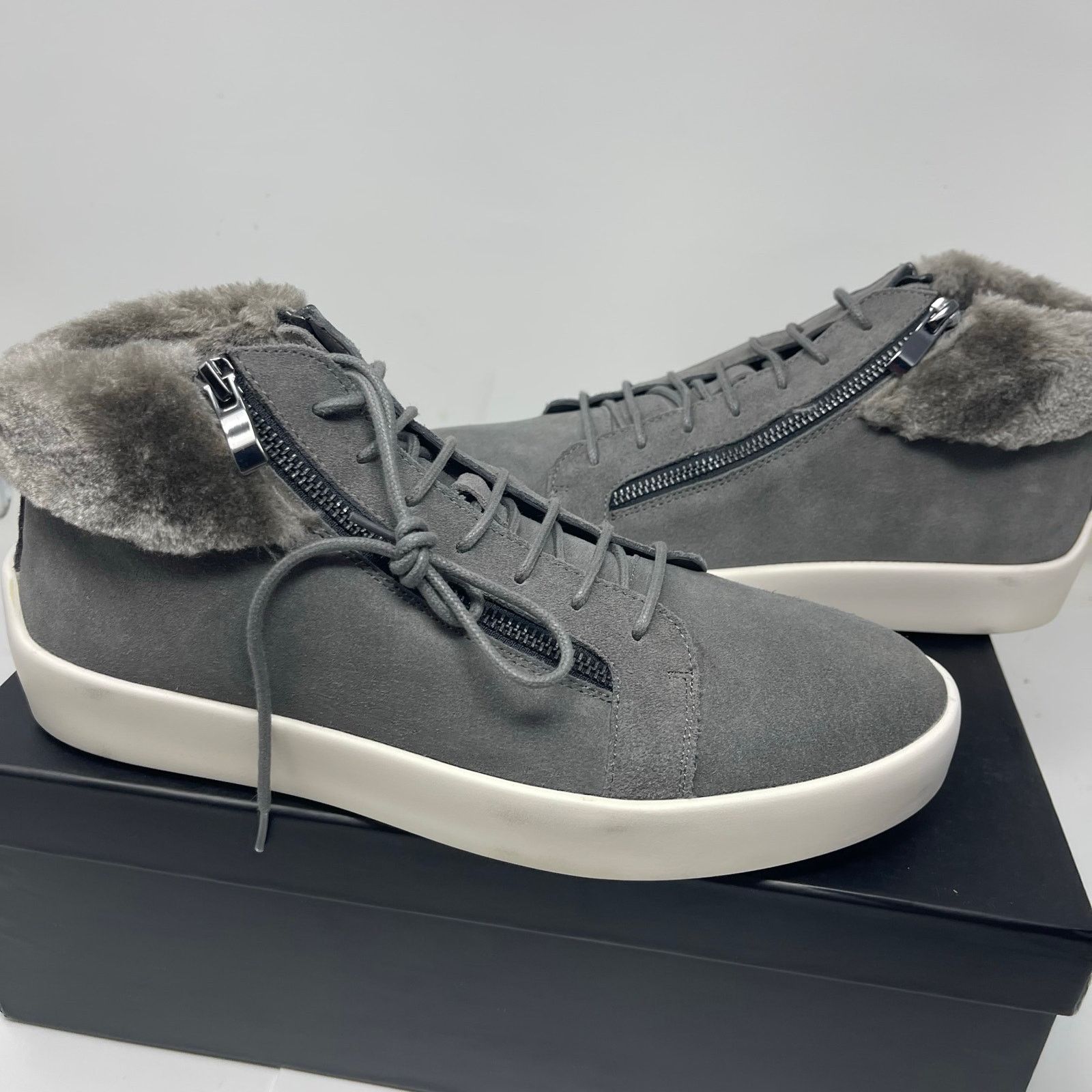 Other New RUSSELL PARK Oliver Faux Fur-Trim Suede Sneakers Grey 11 Size US 11 / EU 44 - 3 Thumbnail