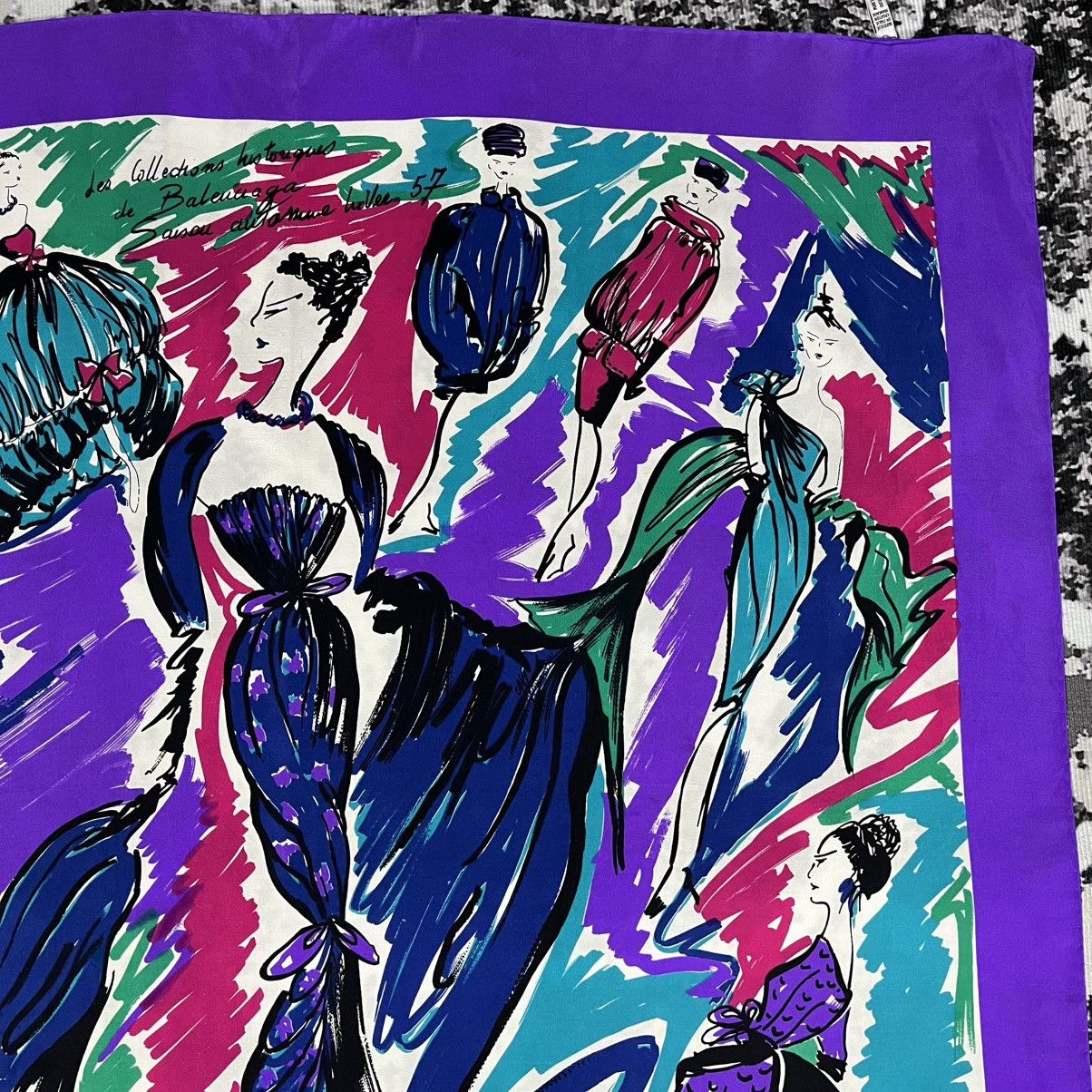 Balenciaga Balenciaga Abstract Design Silk Scarf Size ONE SIZE - 6 Thumbnail